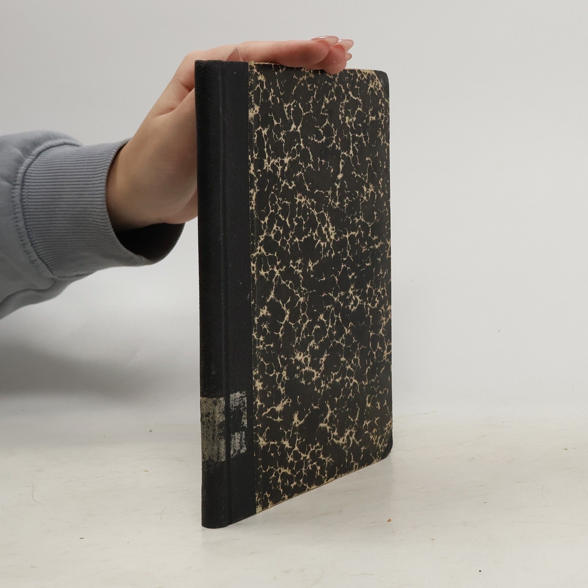 Jiřina Dumasová - Tardyová Stín padal na Evropu