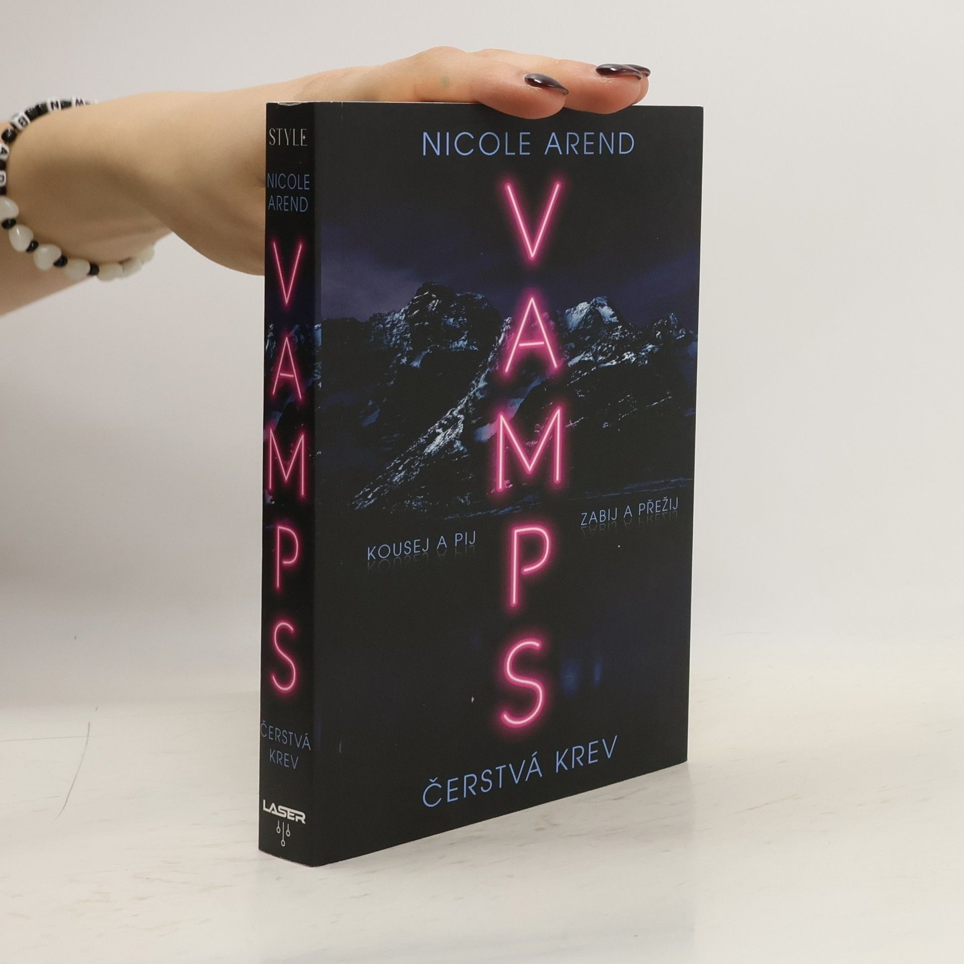 VAMPS. Čerstvá krev