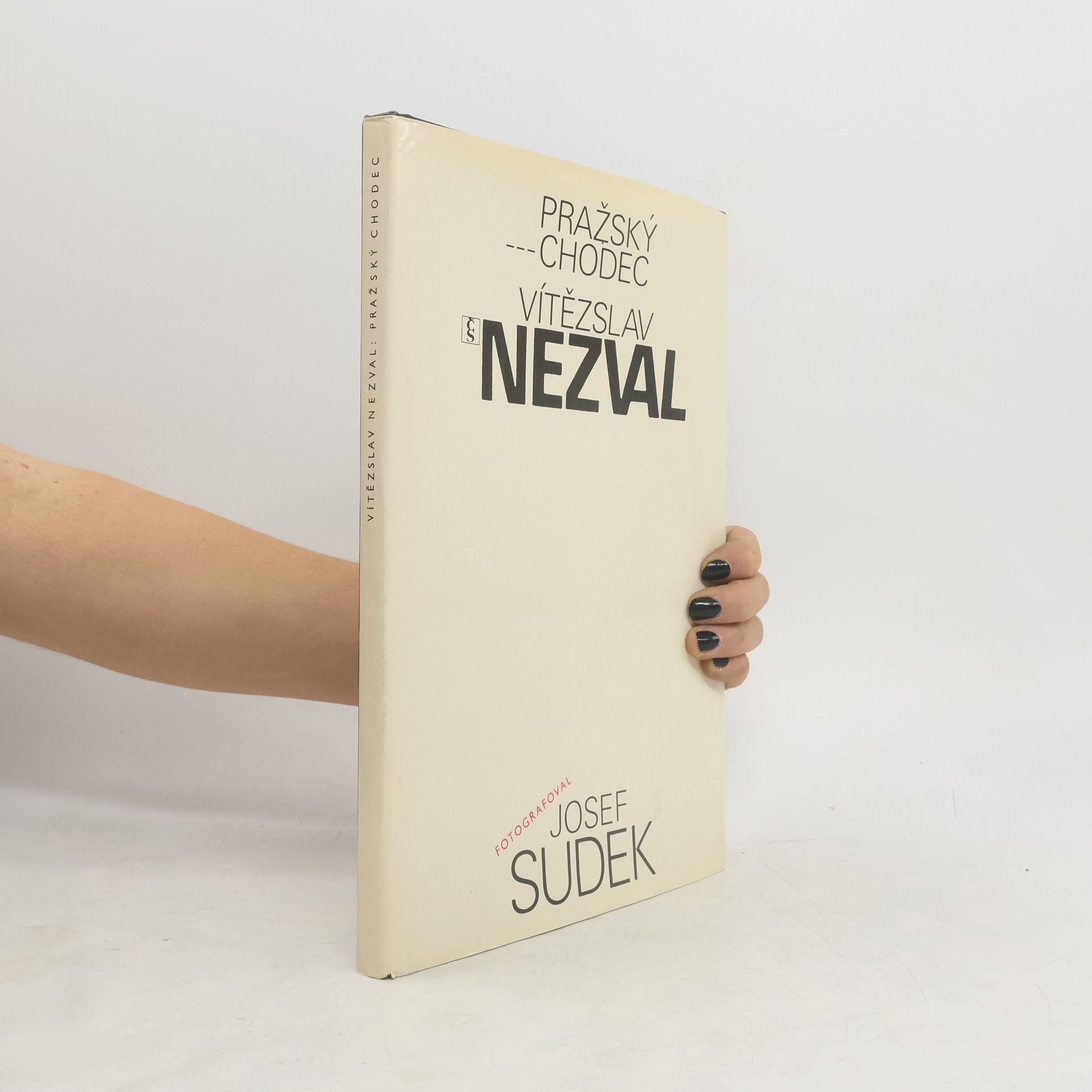 Vítězslav Nezval Pražský chodec