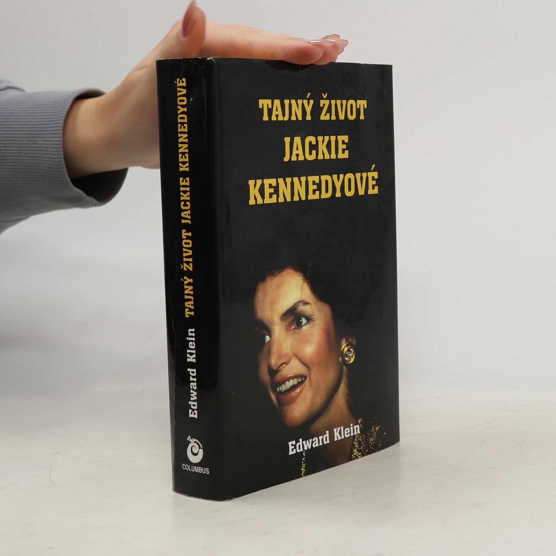 Edward Klein Tajný život Jackie Kennedyové : léta soukromí