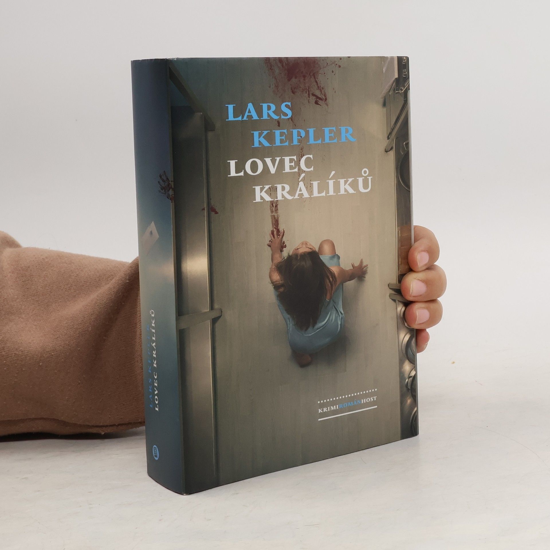 Lars Kepler Lovec králíků