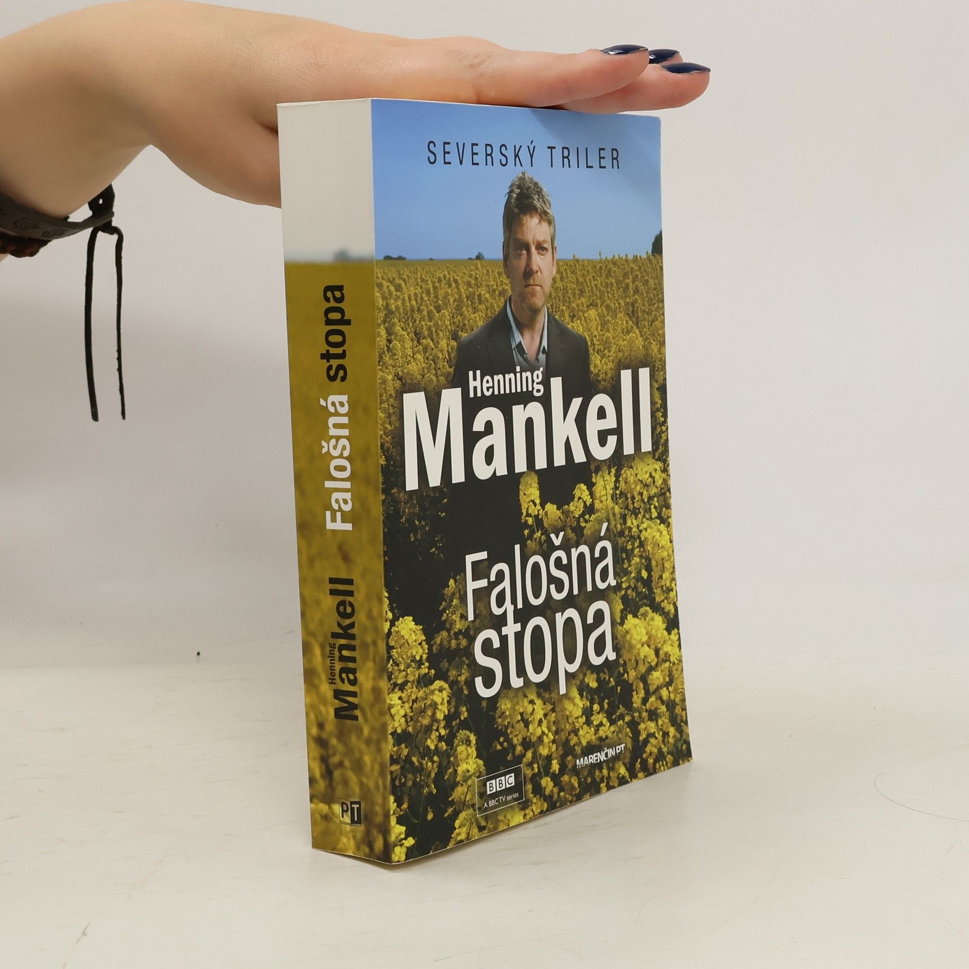 Henning Mankell Falošná stopa