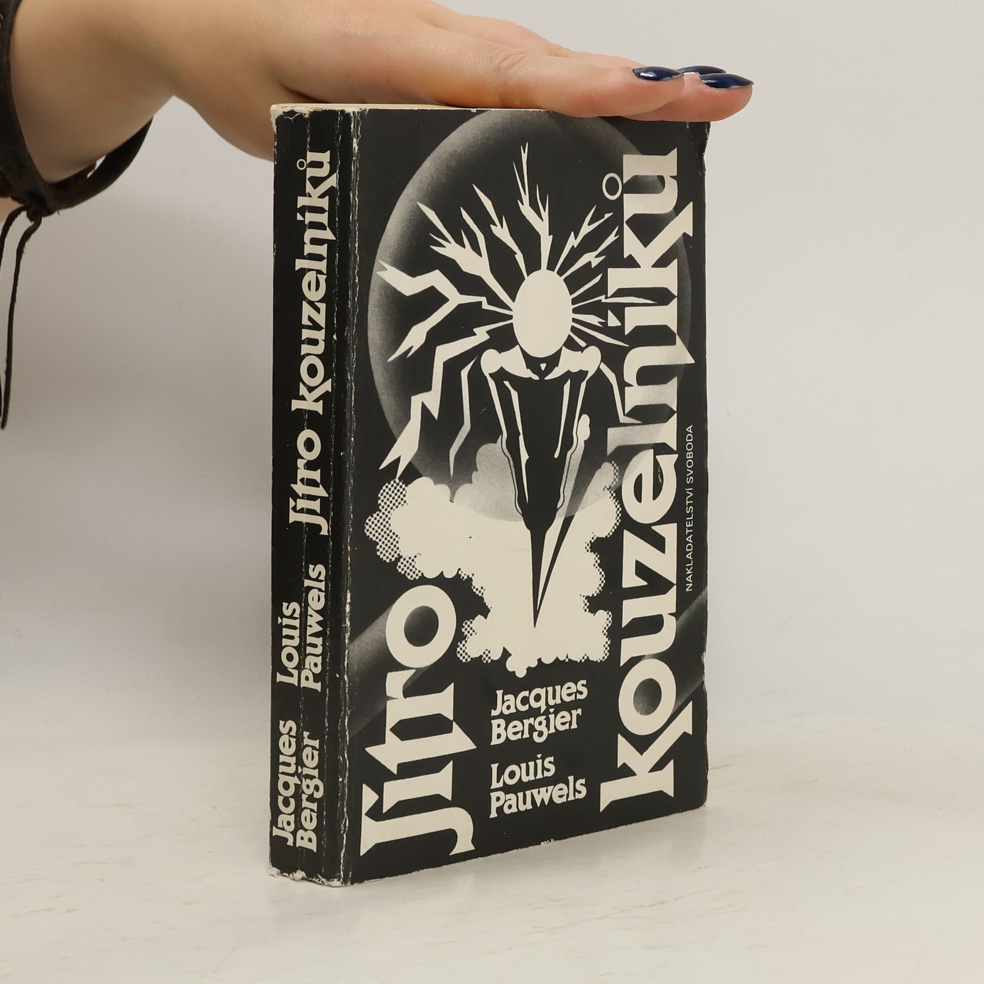 Louis Pauwels Jitro kouzelníků