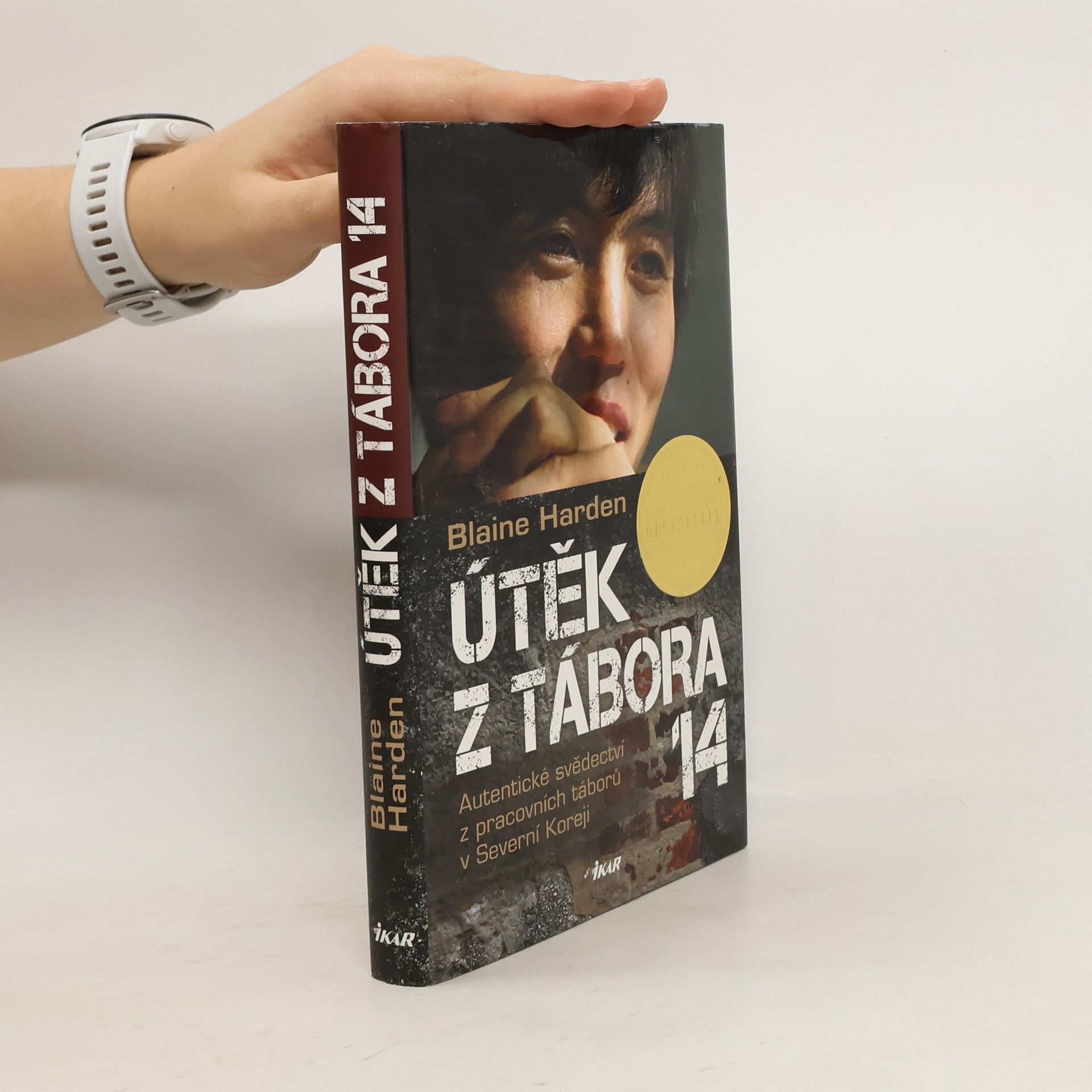 Blaine Harden Útěk z Tábora 14