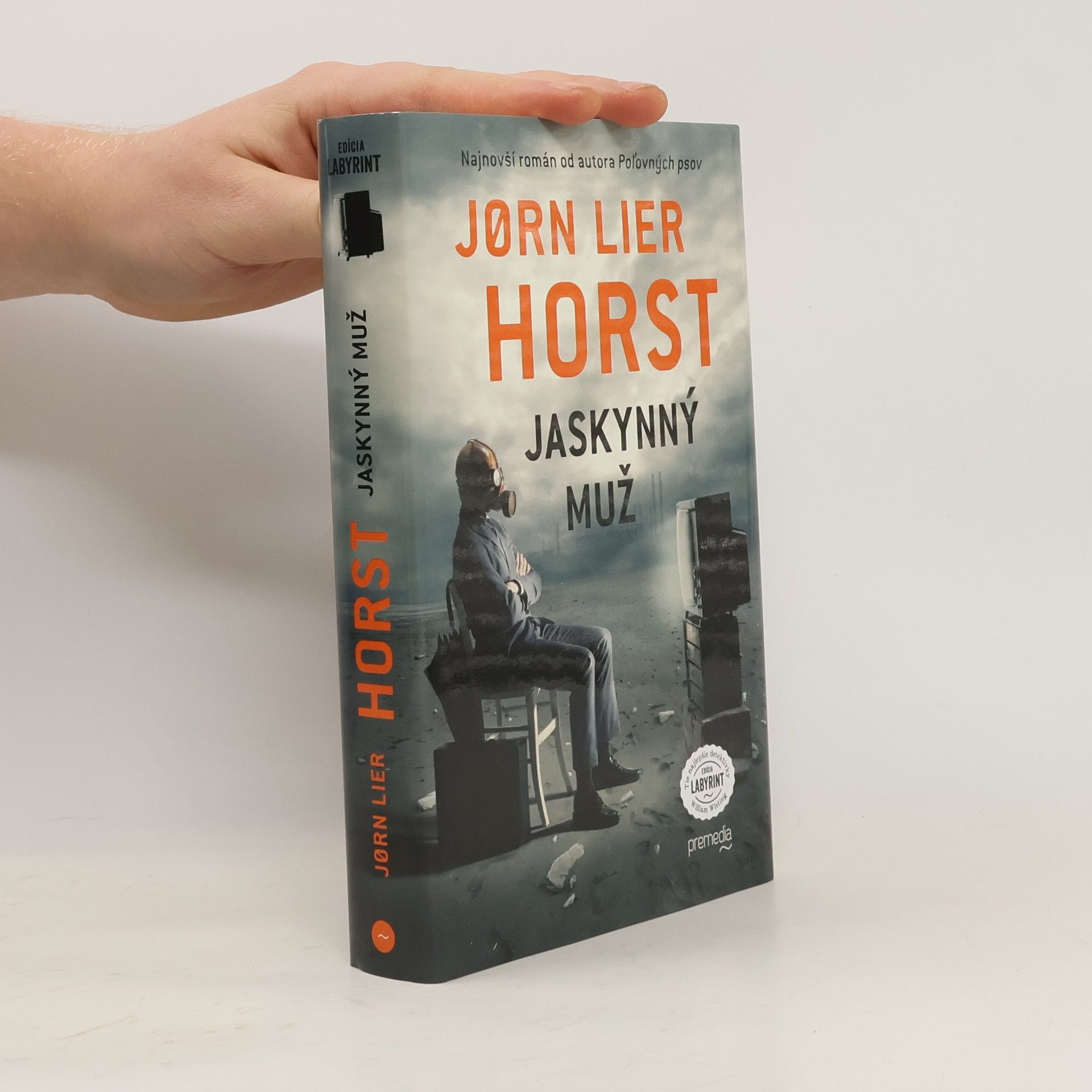 JøGrn Lier Horst Jaskynný muž