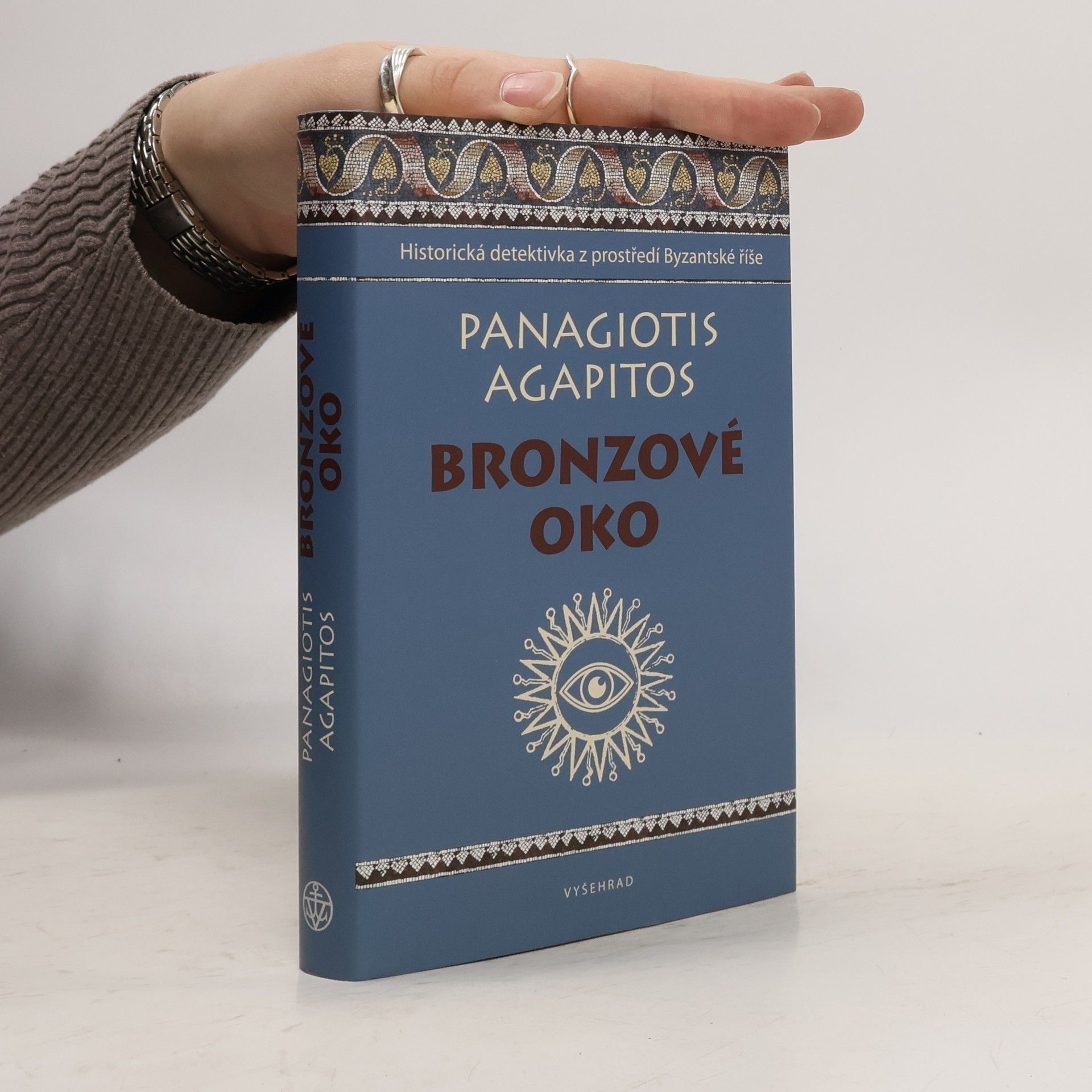 Panagiōtīs Agapītos Bronzové oko