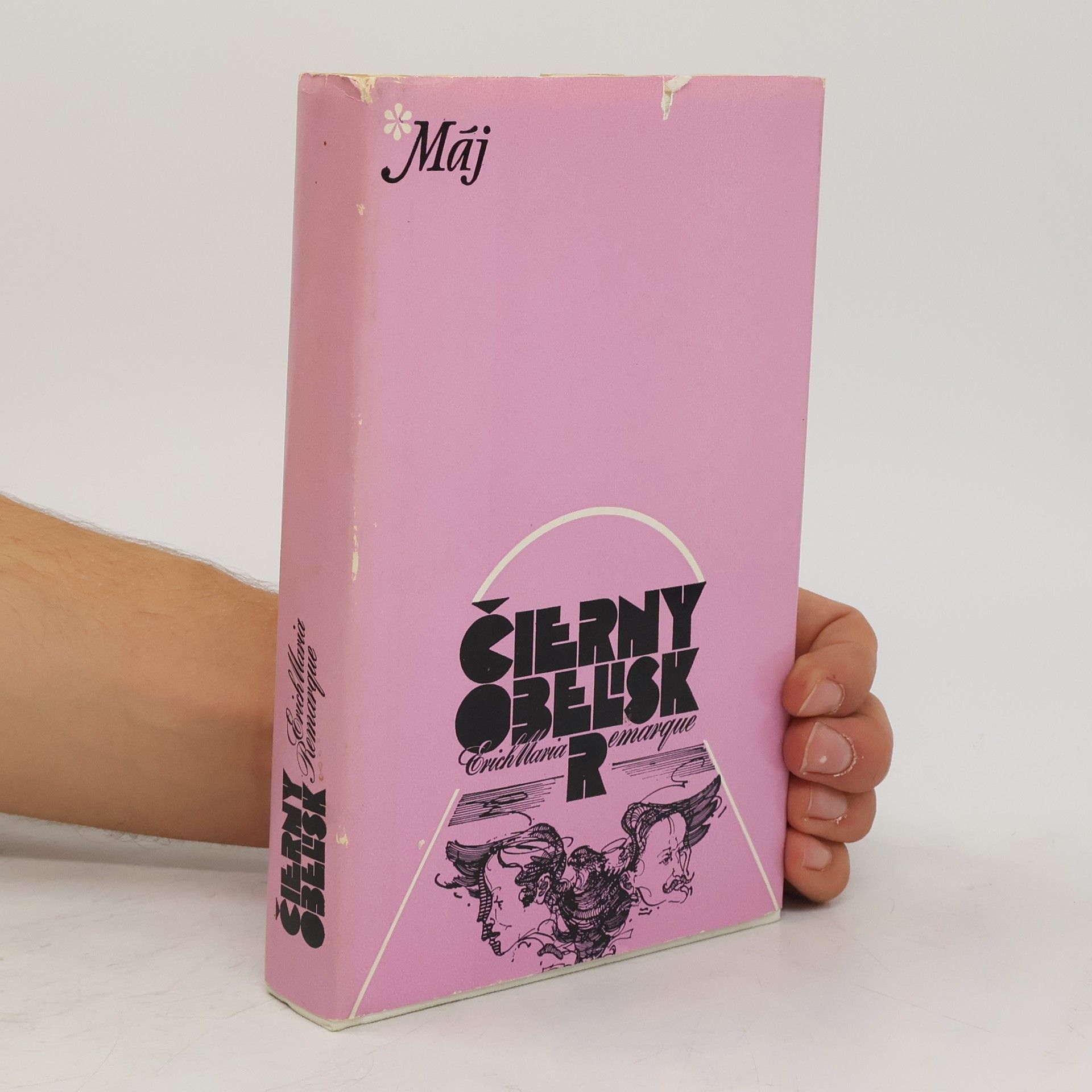 Erich Maria Remarque Čierny obelisk