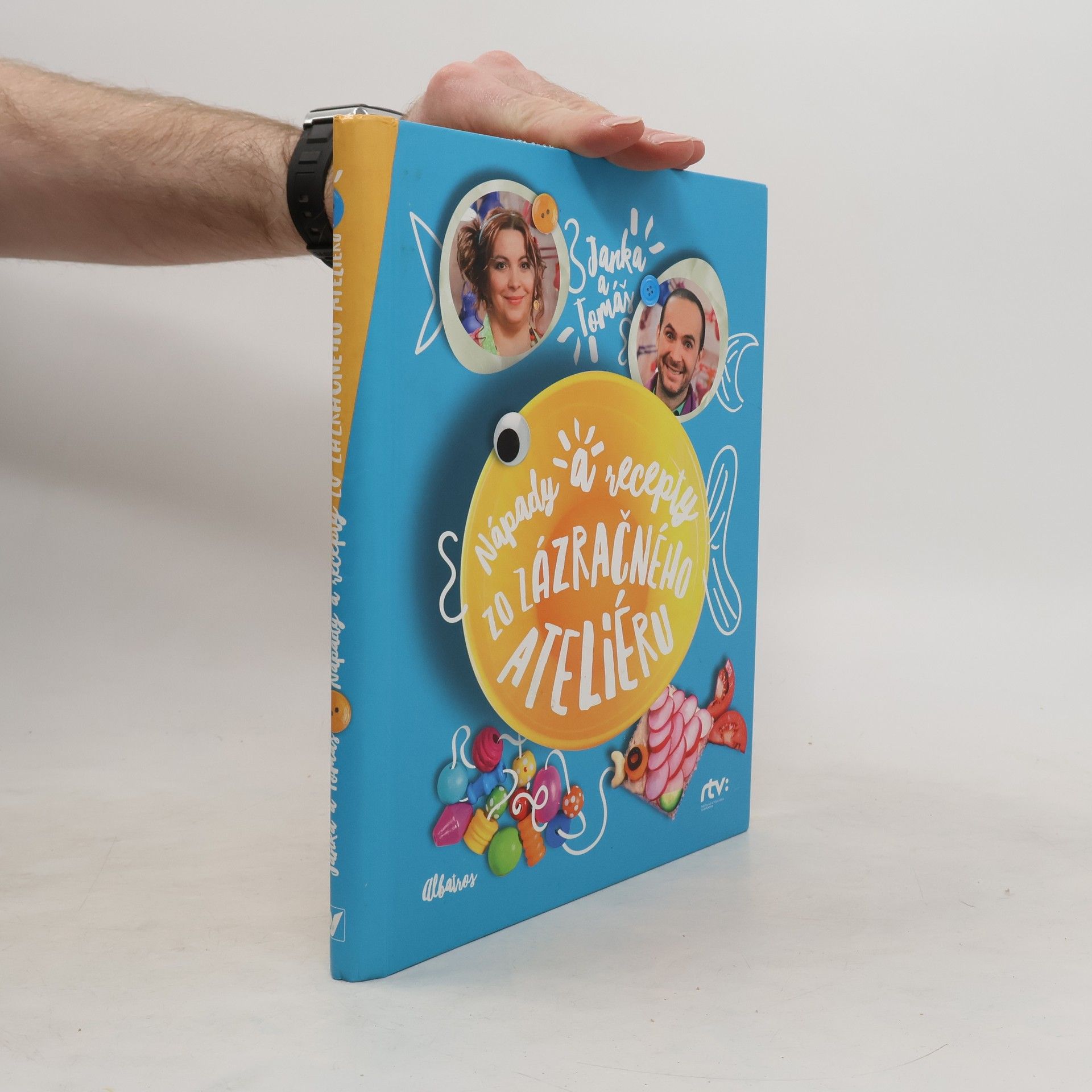 AA.VV. Nápady a recepty zo zázračného ateliéru