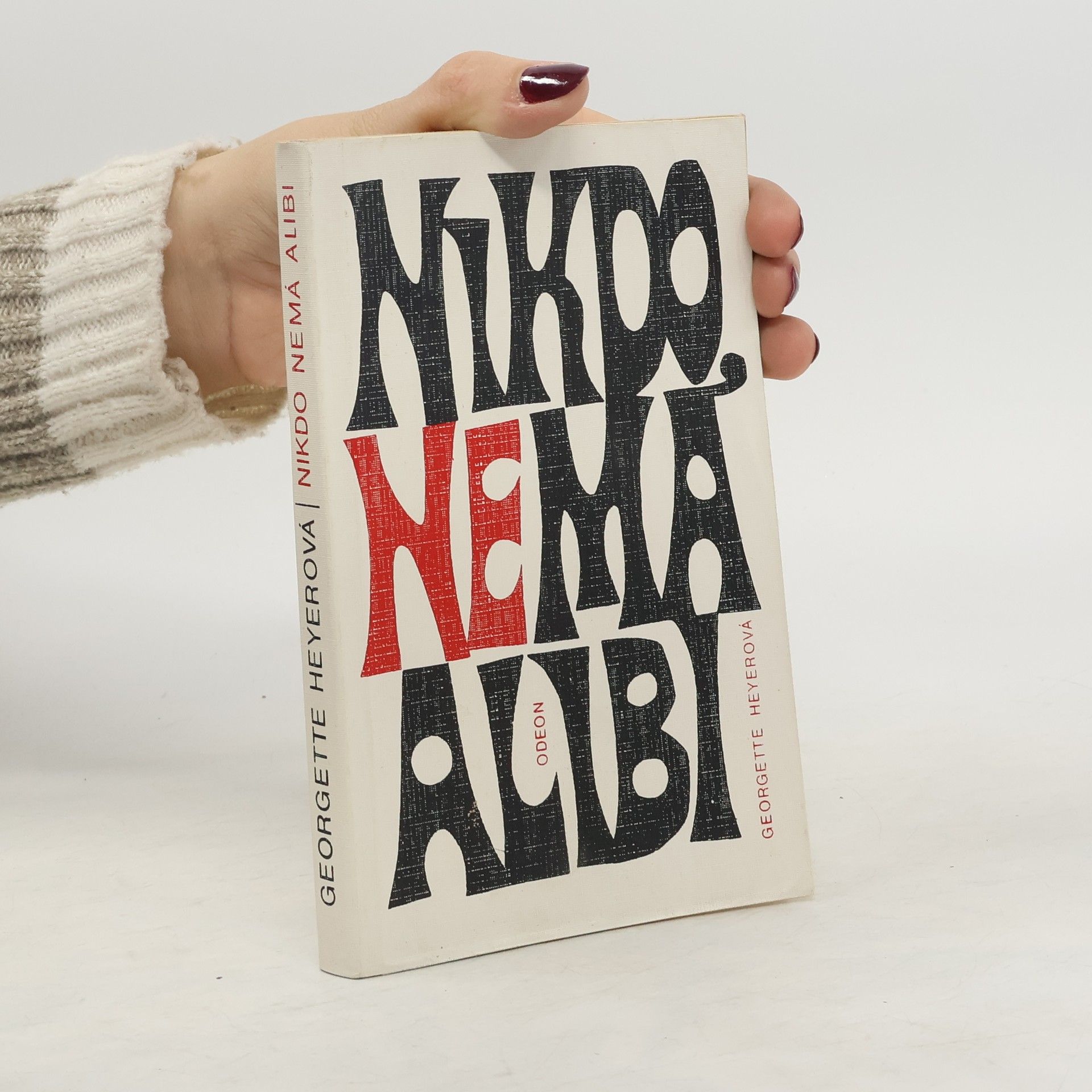 Georgette Heyer Nikdo nemá alibi