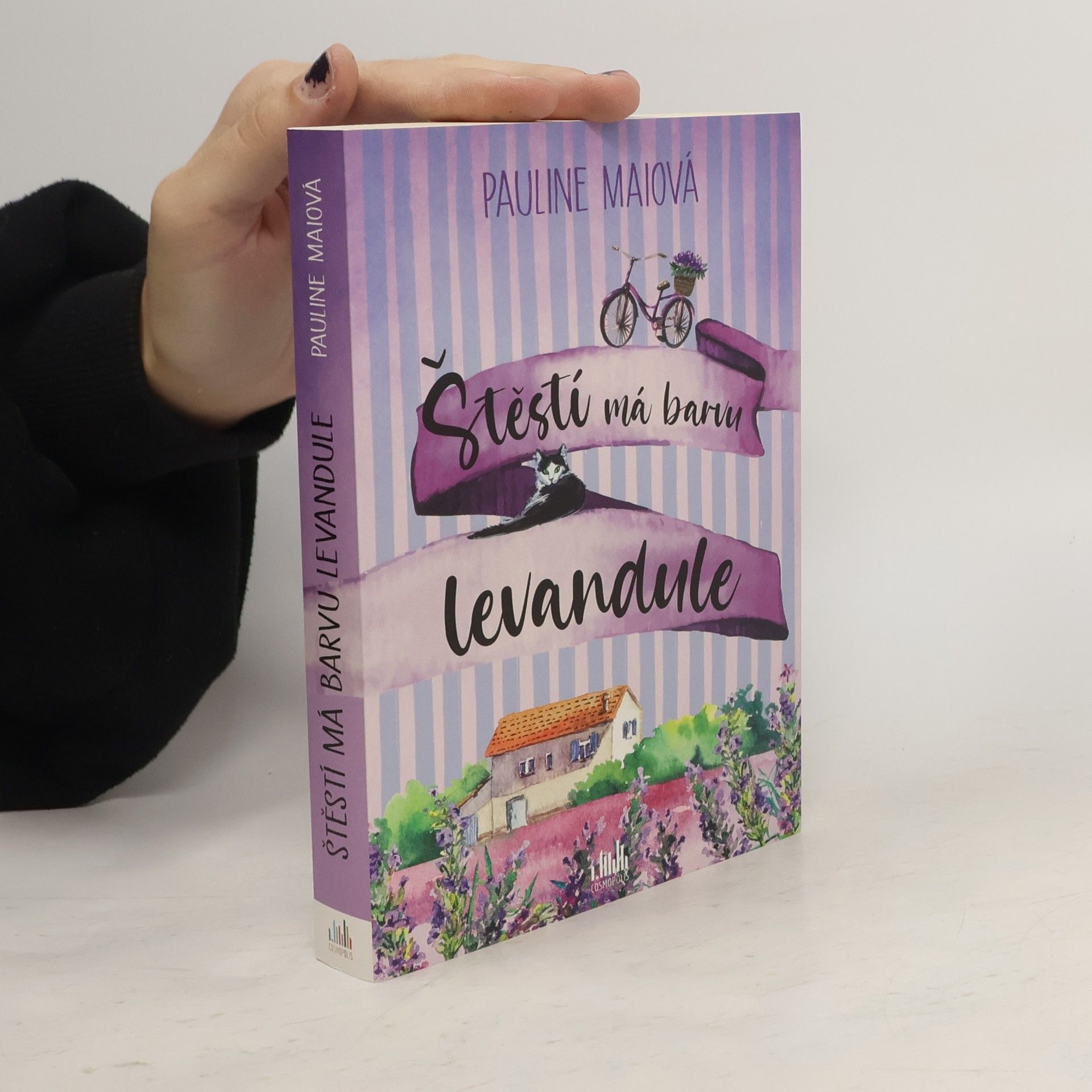 Pauline Mai Štěstí má barvu levandule