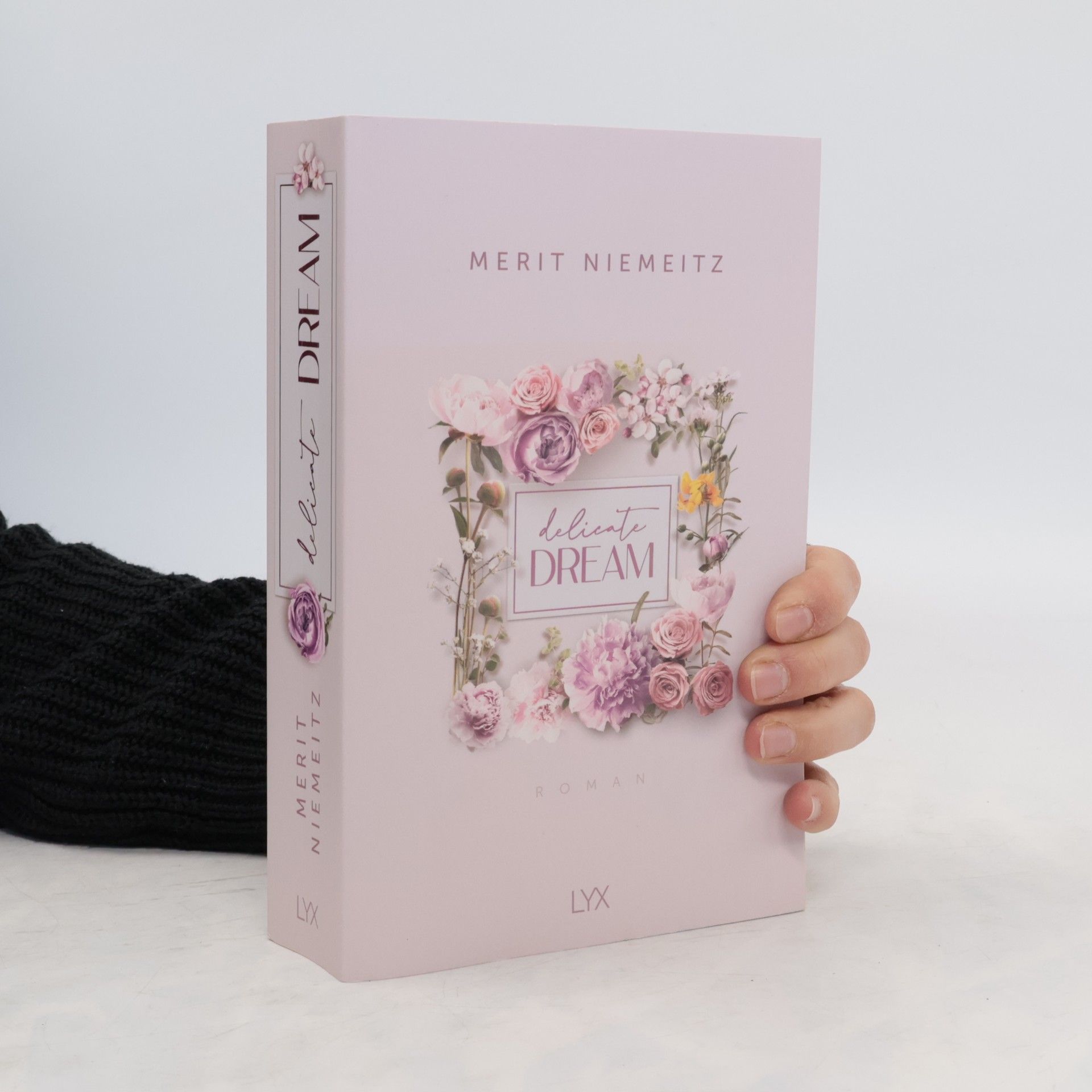 Merit Niemeitz Delicate Dream