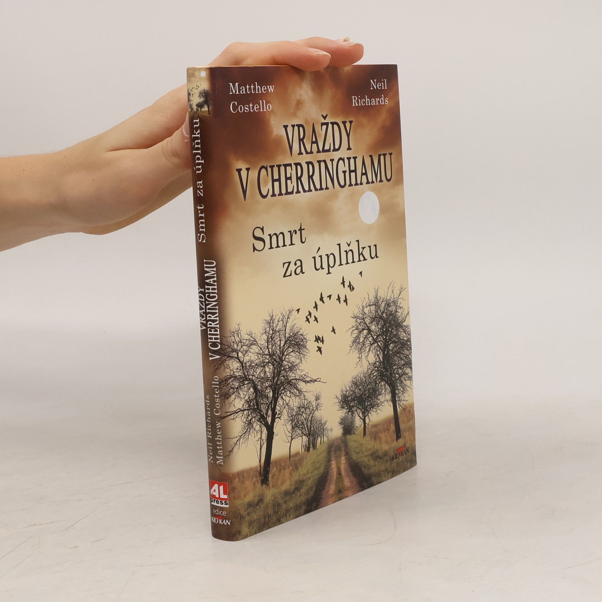 Jan Mrlík Vraždy v Cherringhamu. Smrt za úplňku