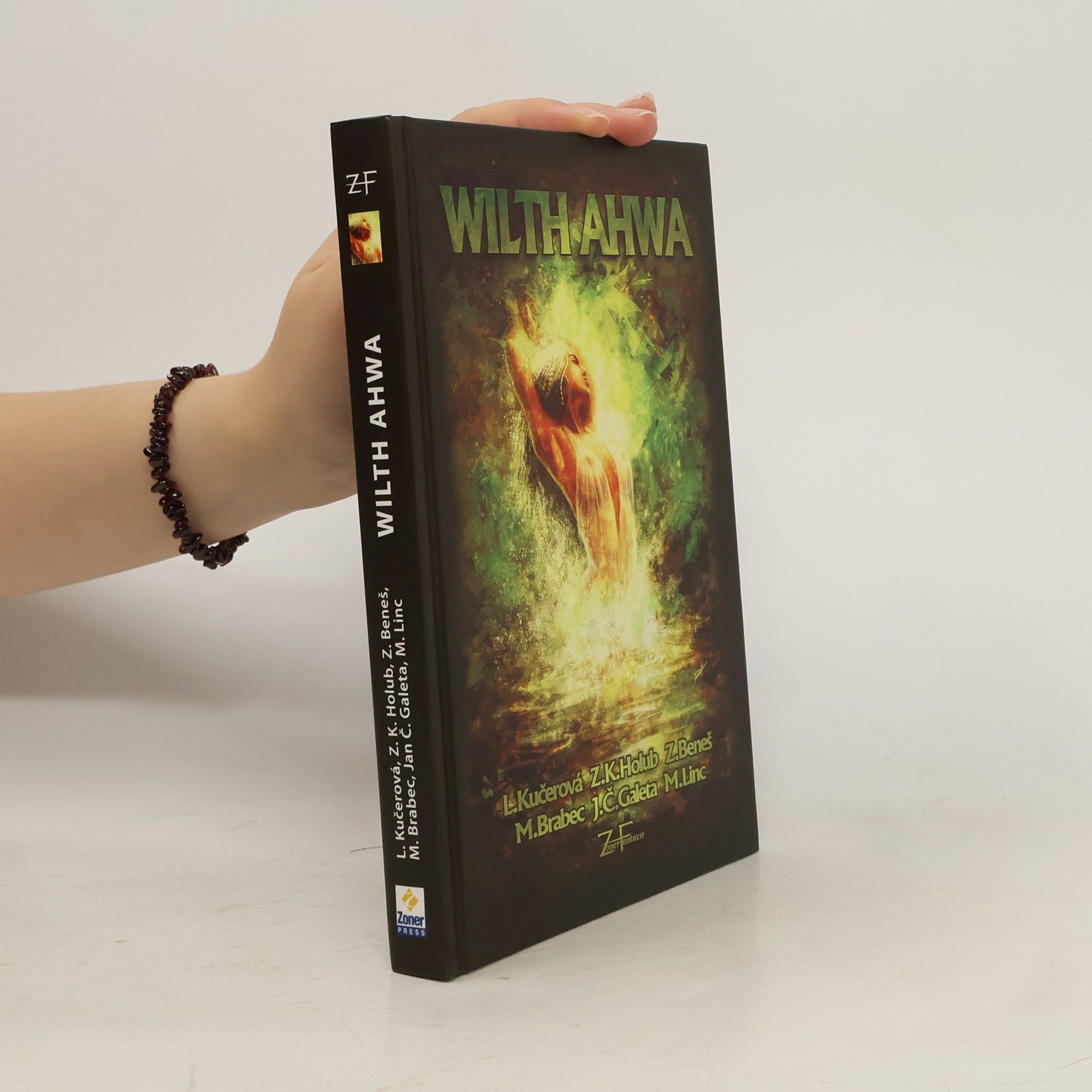 Lucie Kučerová Wilth Ahwa