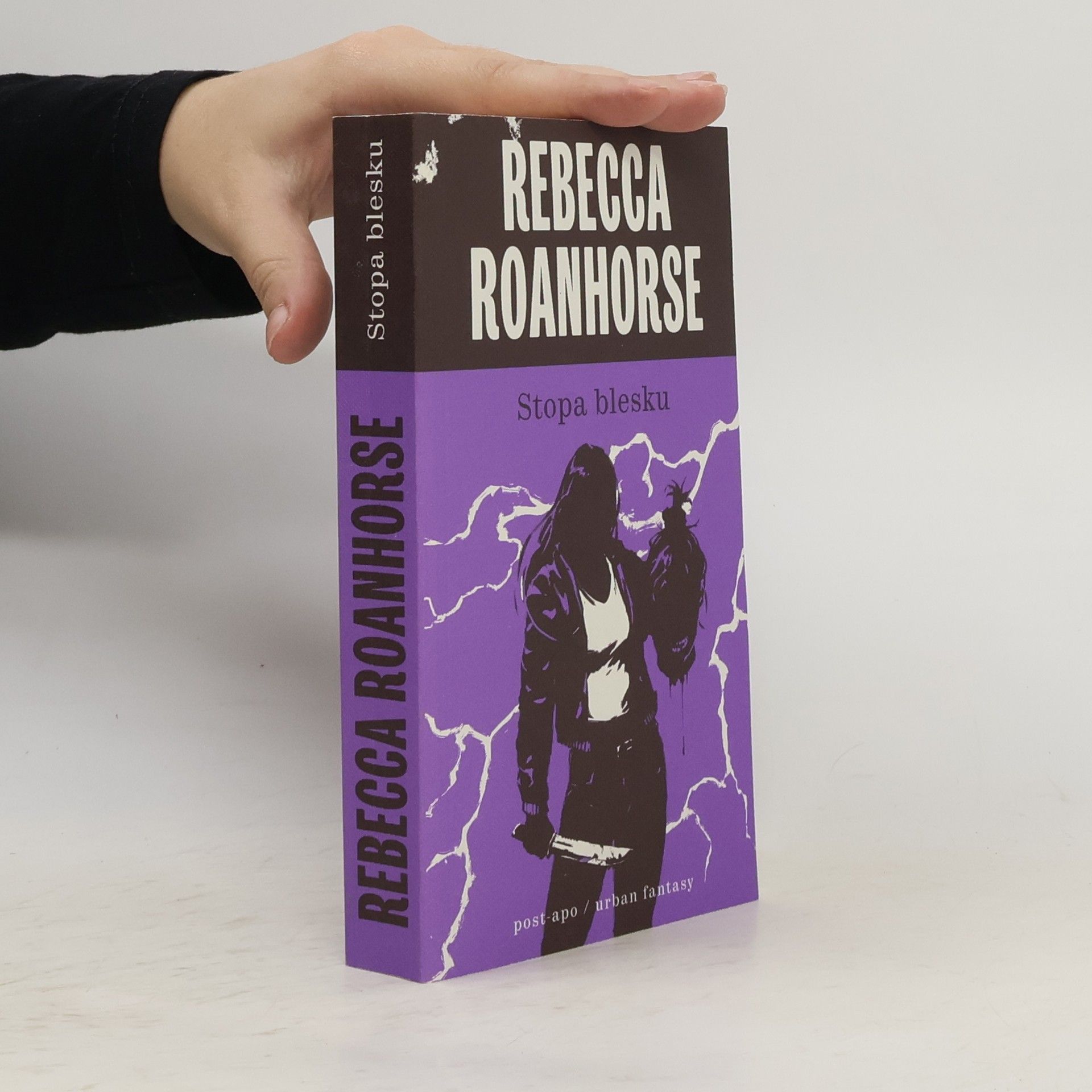 Rebecca Roanhorse Stopa blesku. Šestý svět, díl první