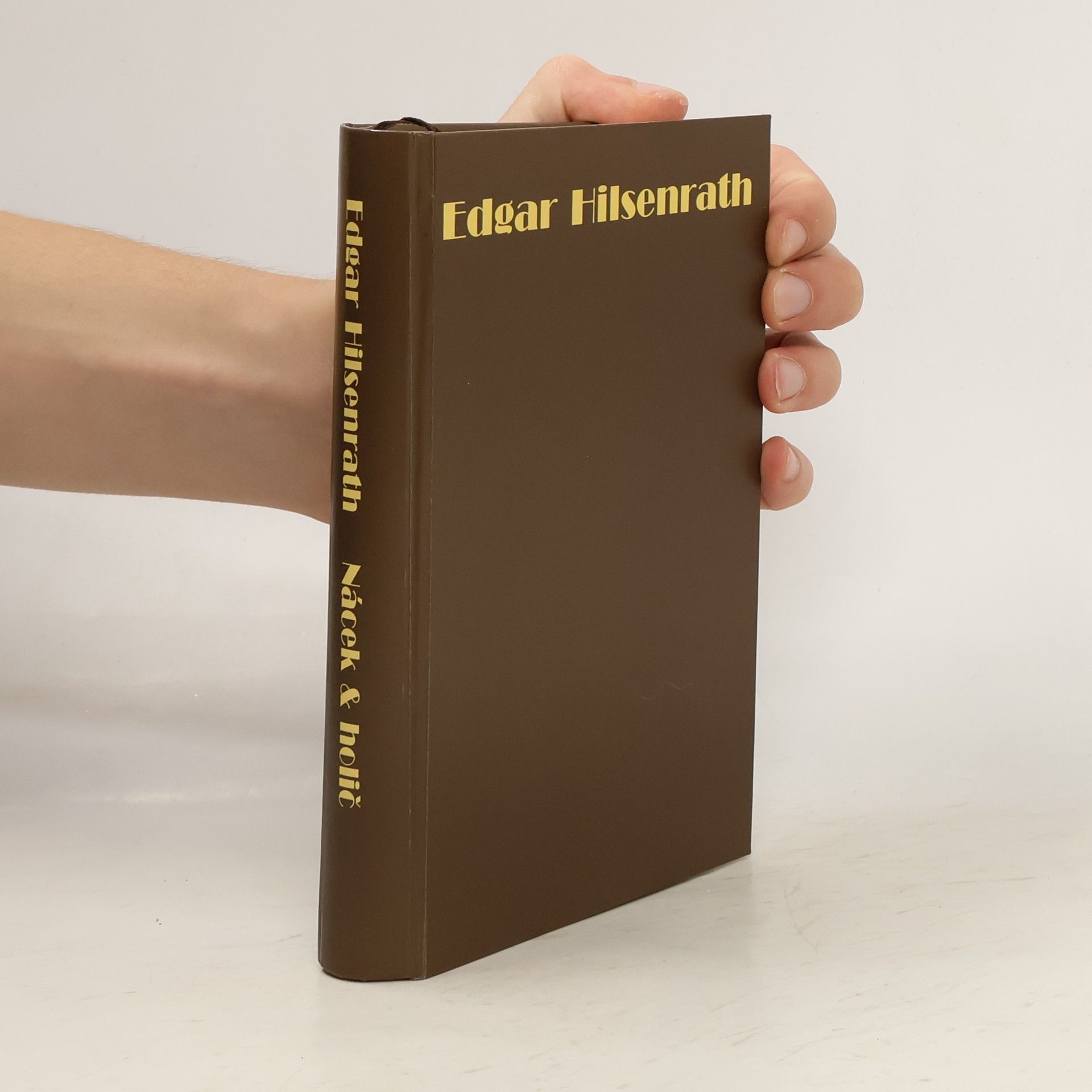 Edgar Hilsenrath Nácek & holič : román
