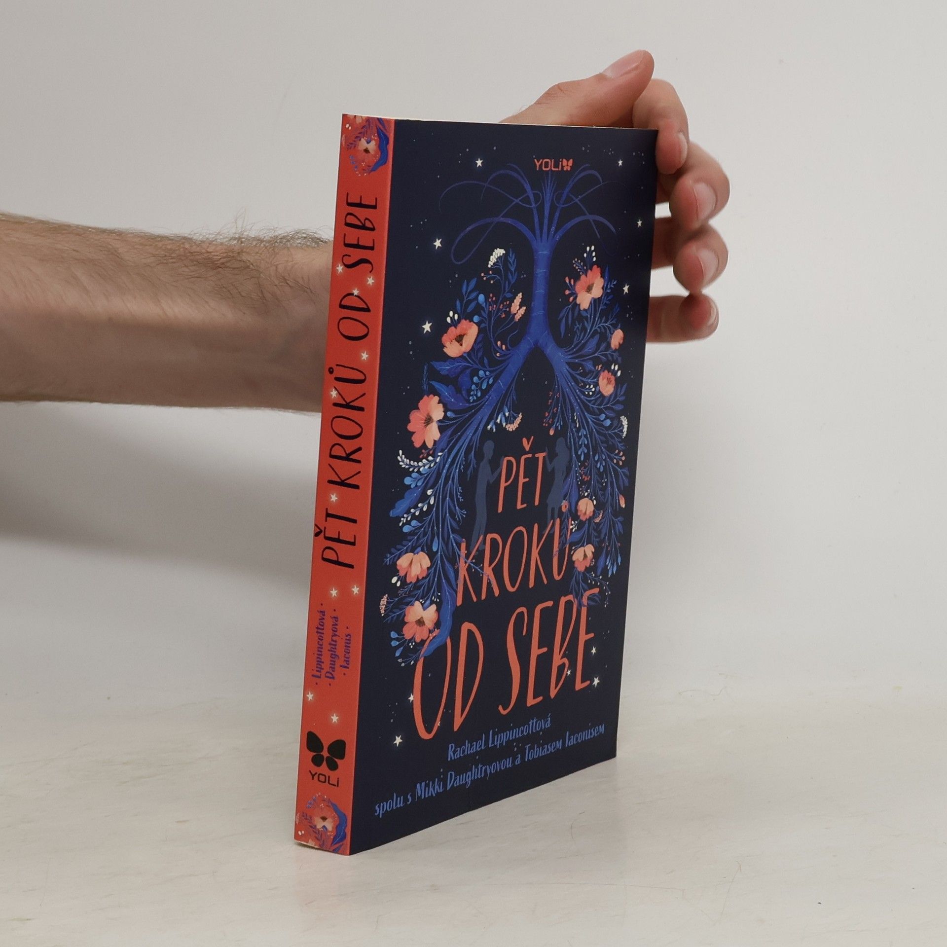 Rachael Lippincott Pět kroků od sebe