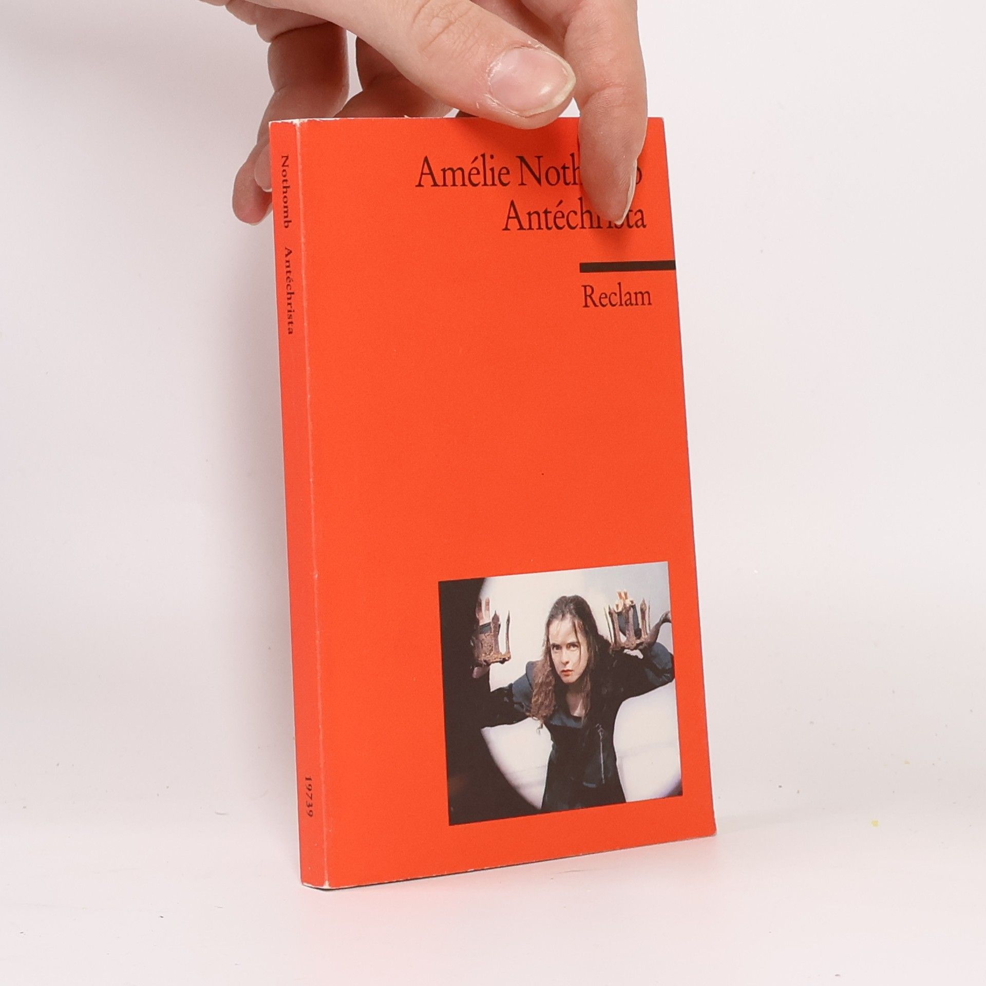 Amélie Nothomb Antéchrista