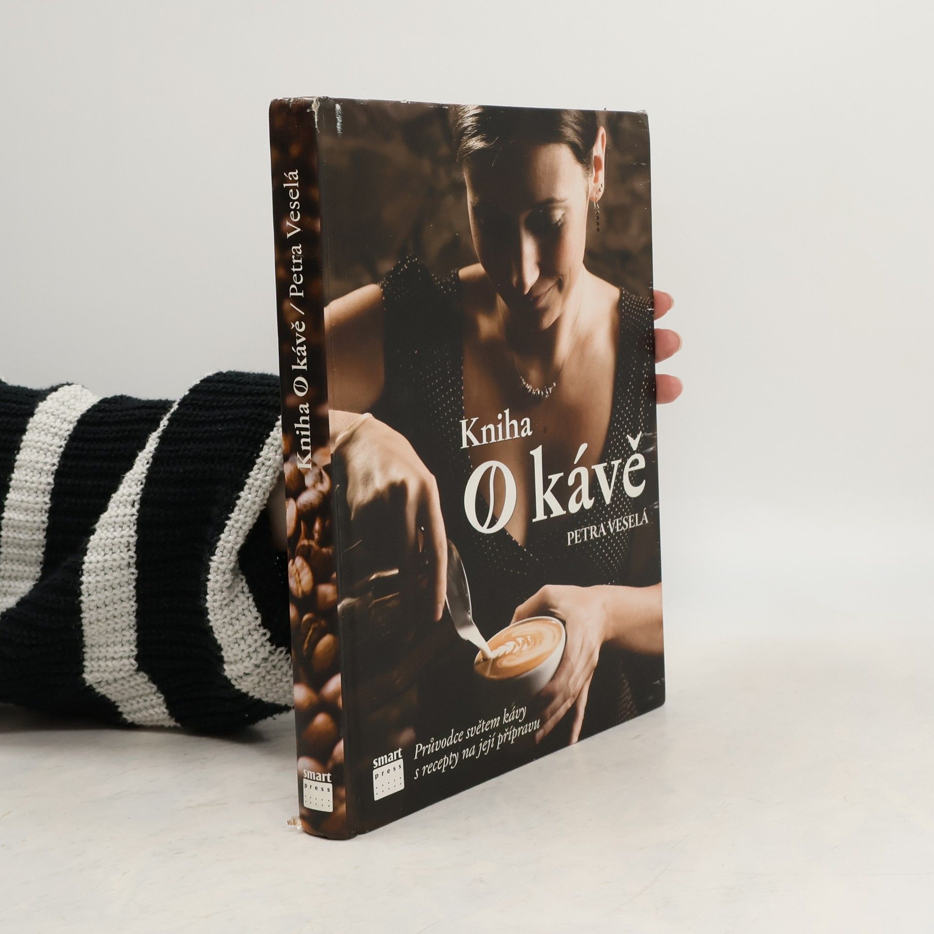 David Židlický Kniha o kávě. Průvodce světem kávy s recepty na její přípravu