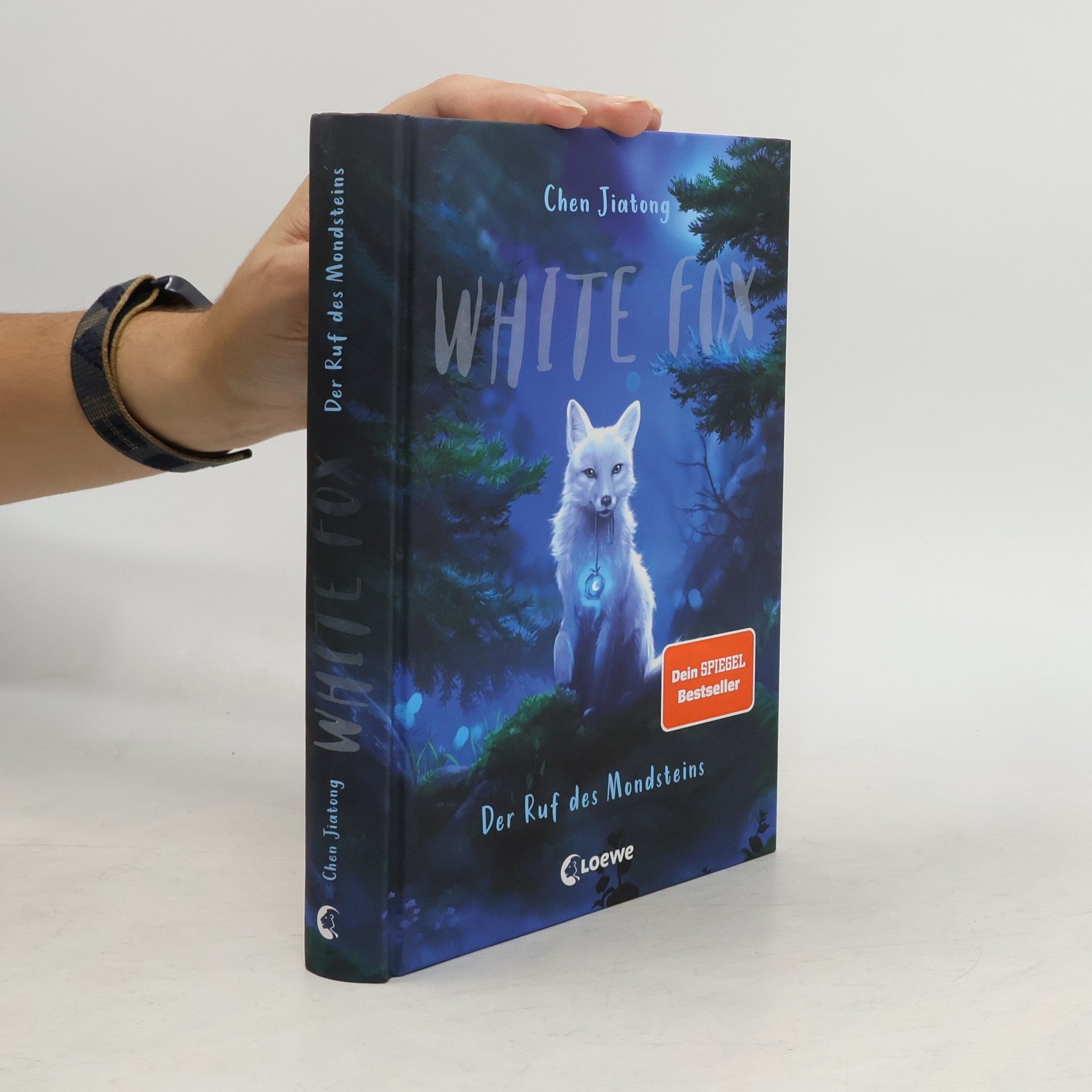 White fox. Der Ruf des Mondsteins