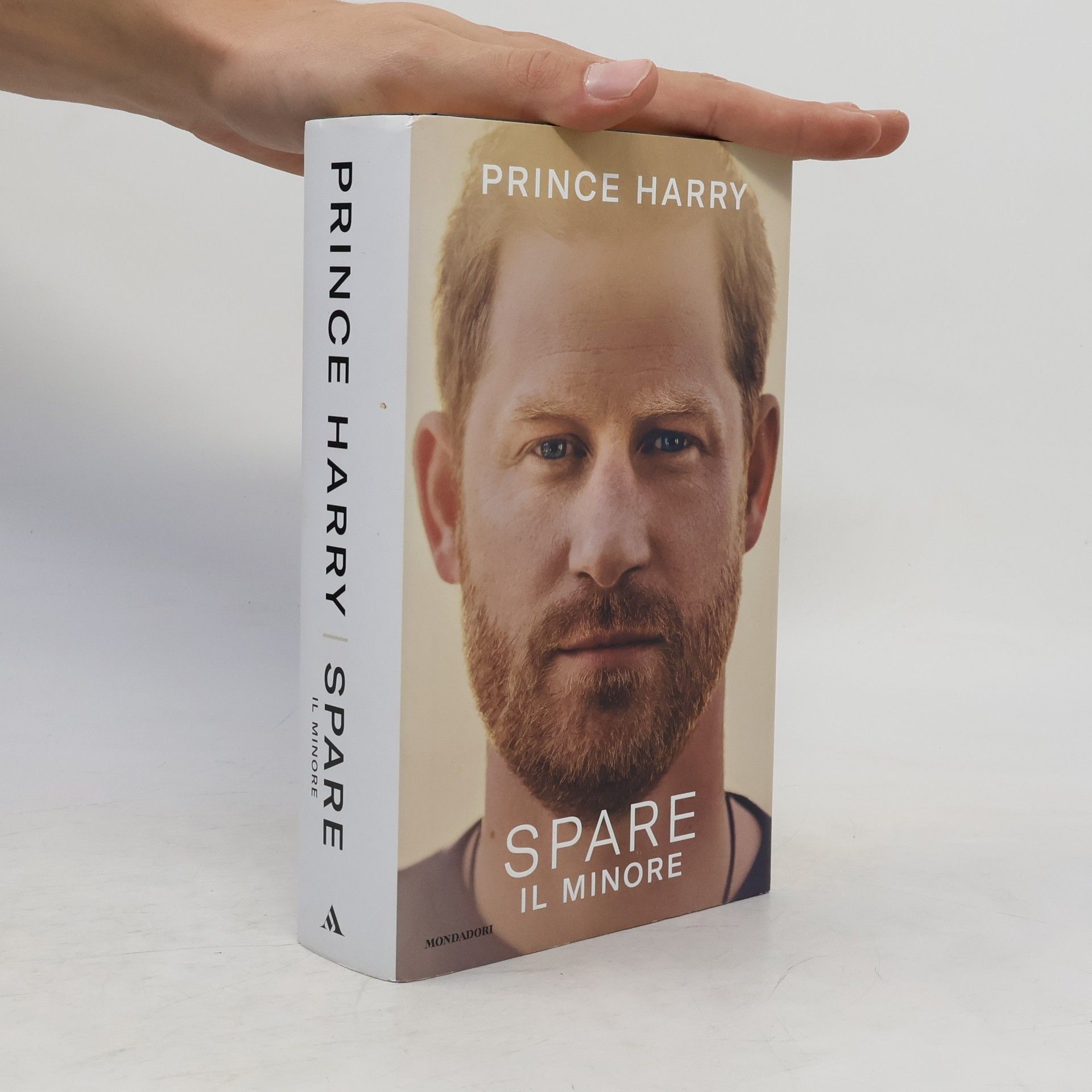 Princ Harry Spare. Il minore