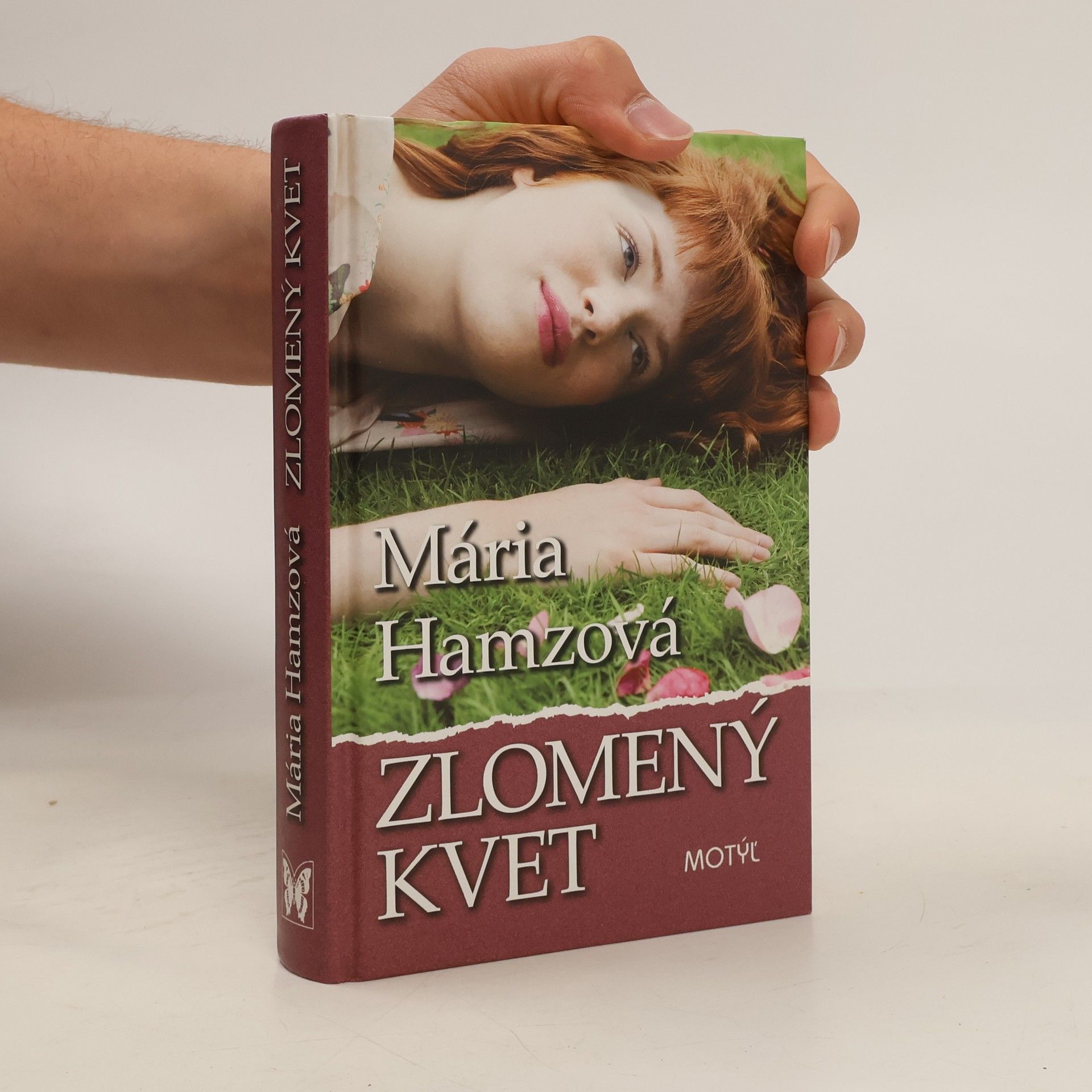 Mária Hamzová Zlomený kvet