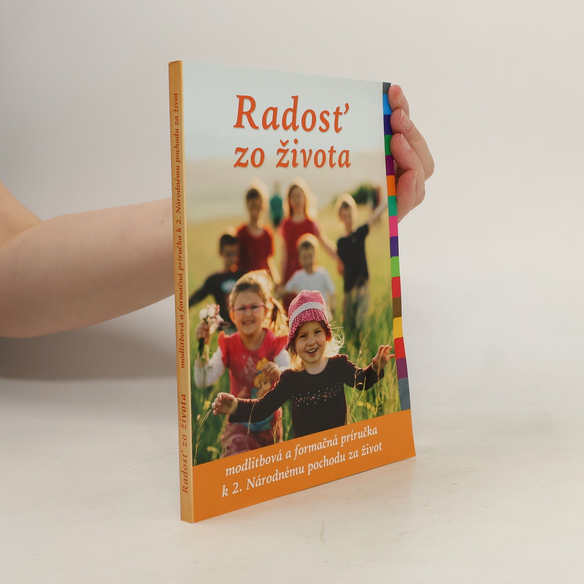 AA.VV. Radost zo života