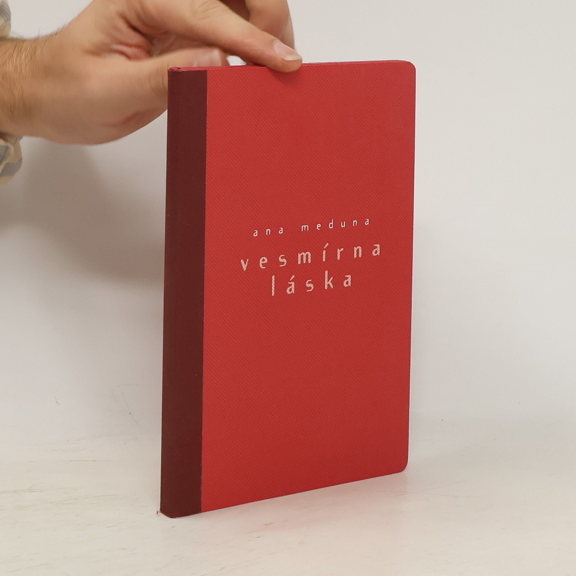 Ana Meduna Vesmírna láska