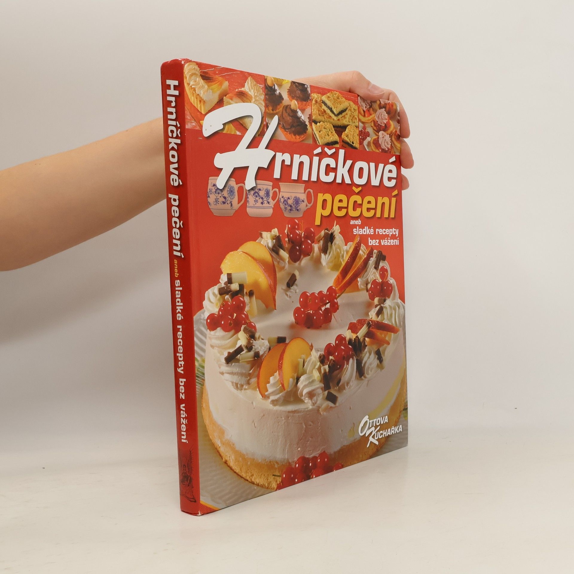 Pavlína Berzsiová Hrníčkové pečení aneb Sladké recepty bez vážení