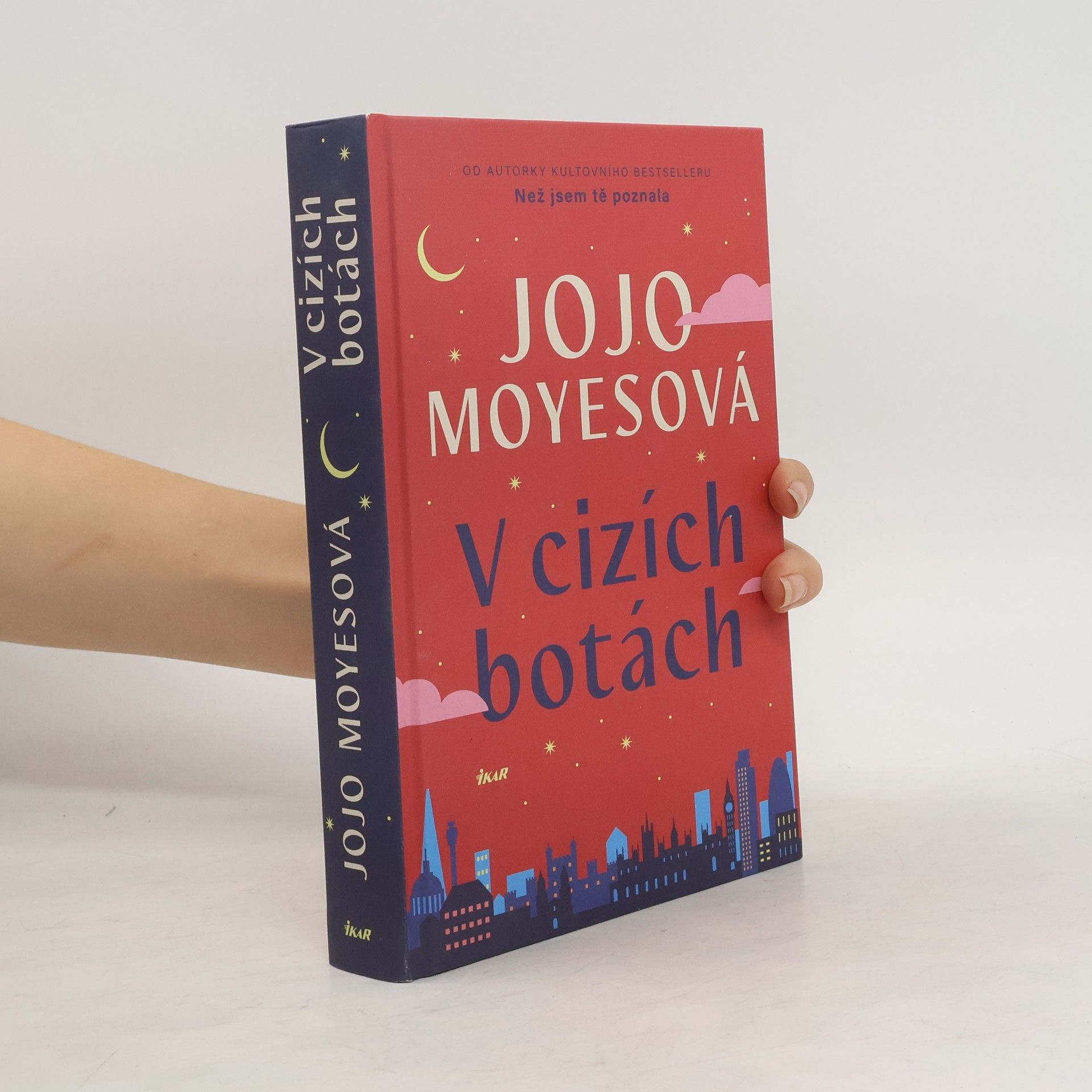 Jojo Moyes V cizích botách