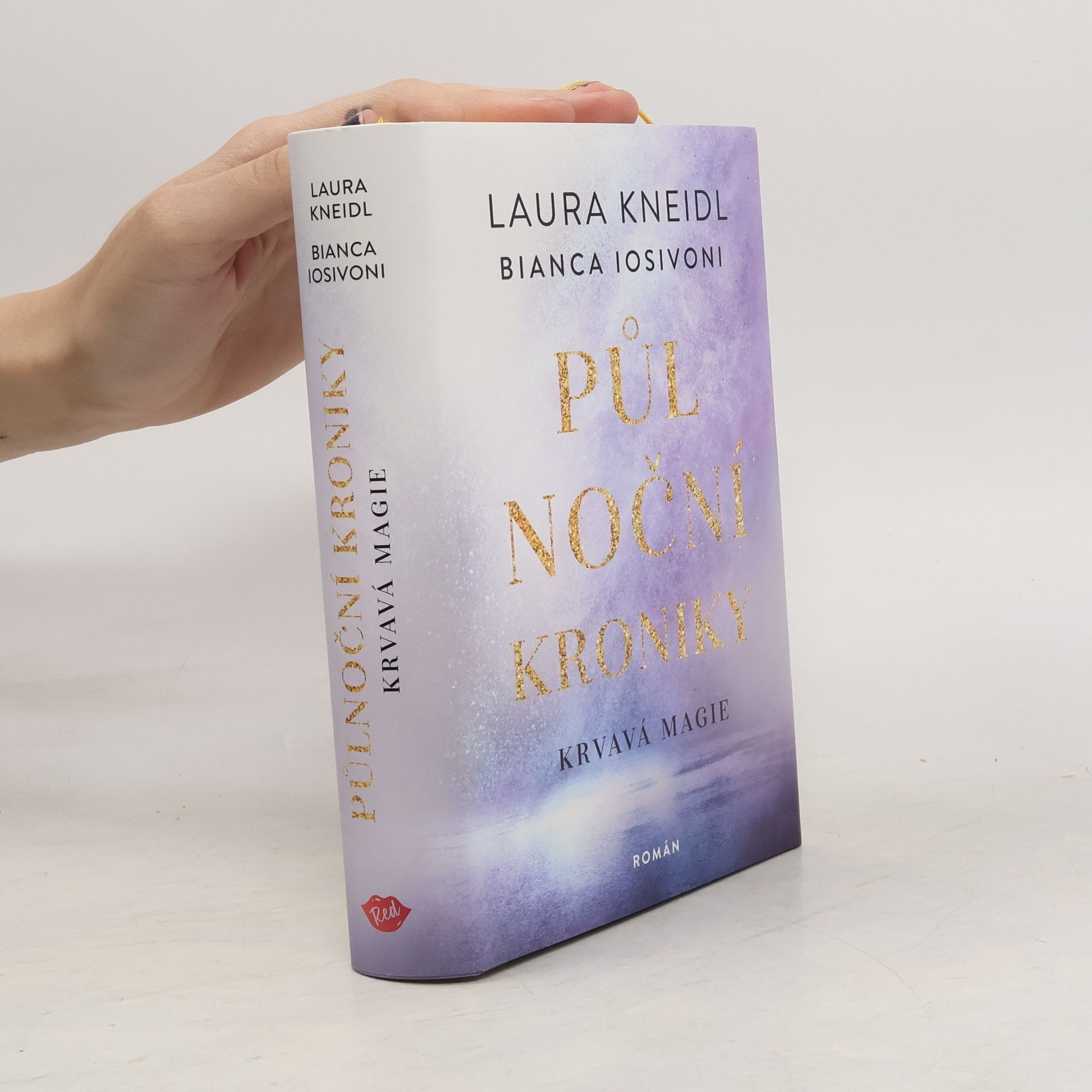 Půlnoční kroniky. Krvavá magie