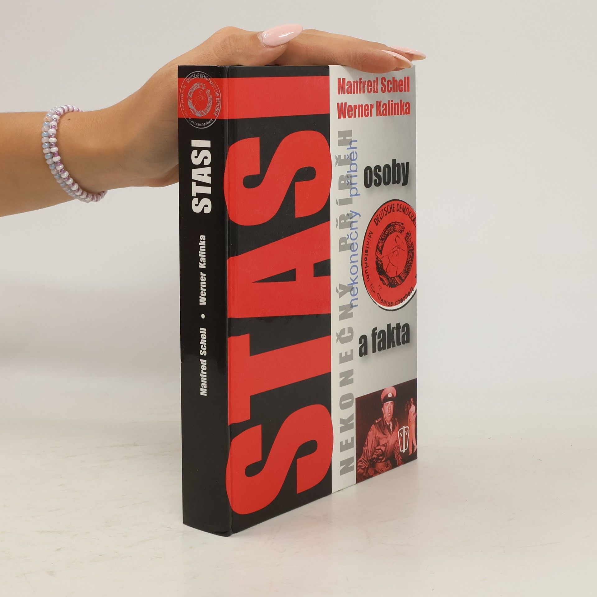 AA.VV. Stasi Osoby a fakta