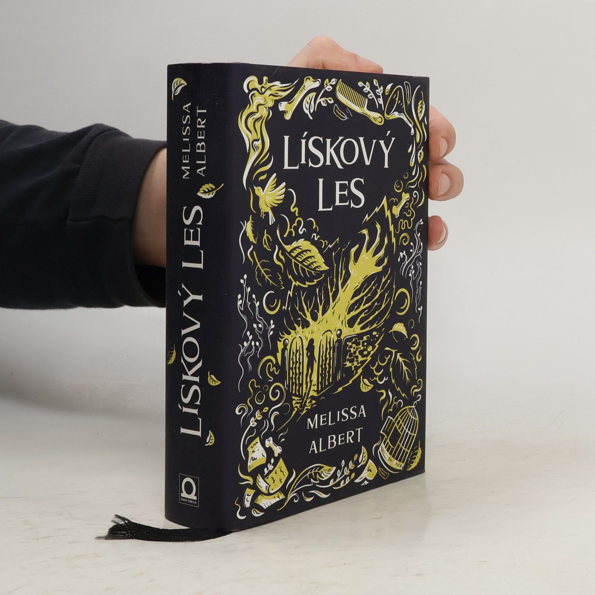 Melissa Albert Lískový les