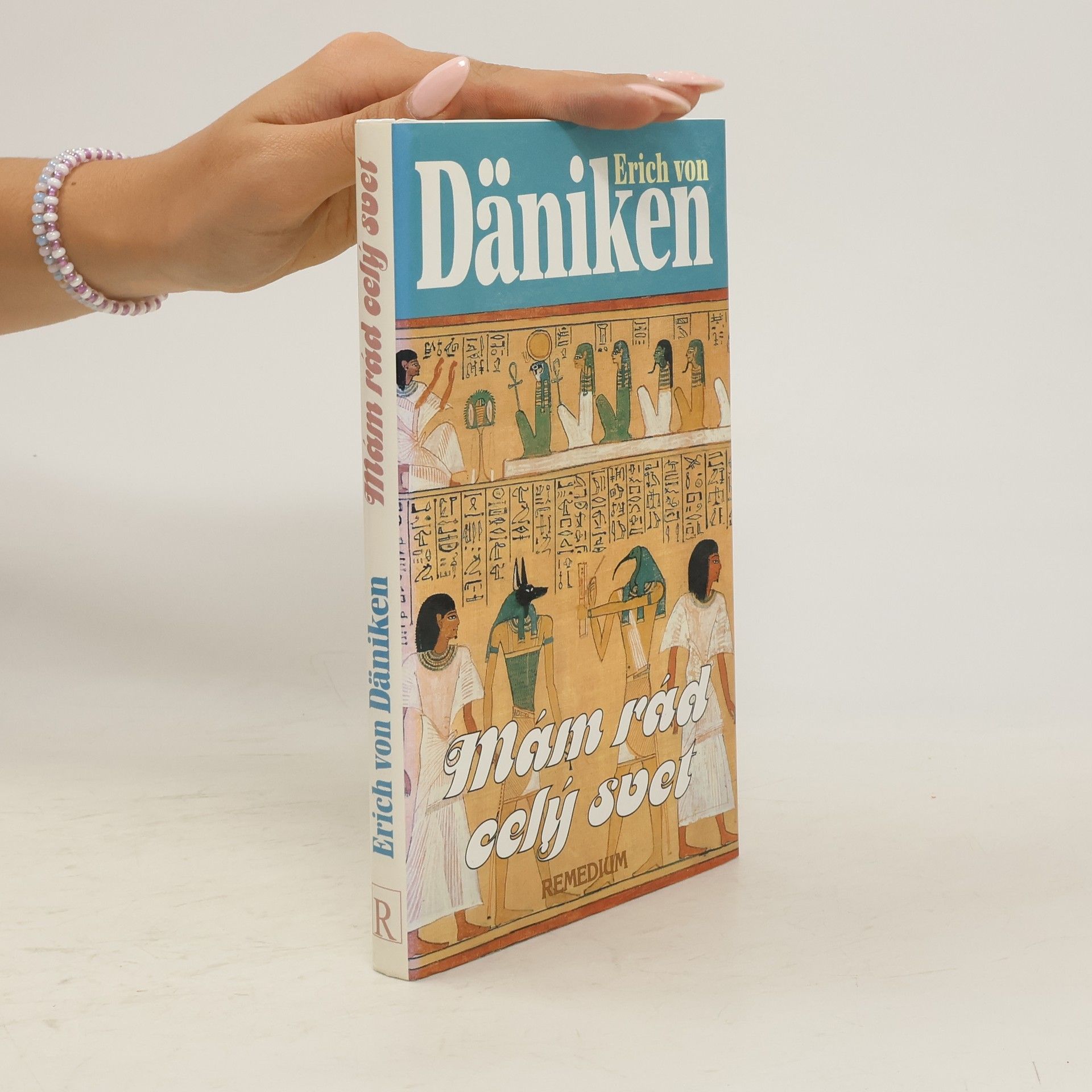 Erich von Däniken Mám rád celý svet