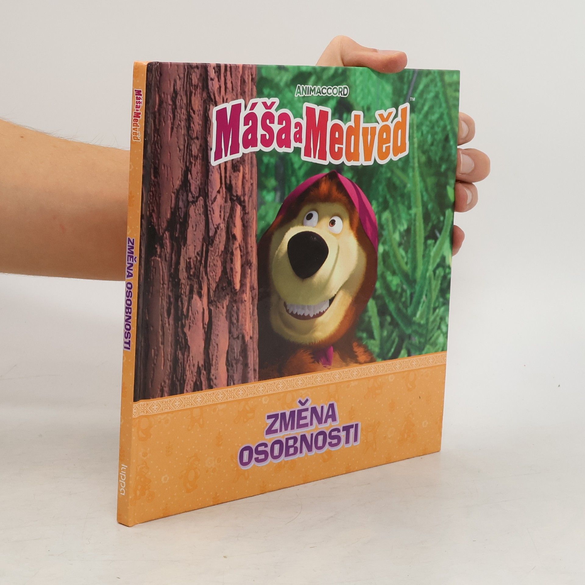 kolektiv Máša a medvěd. Změna osobnosti