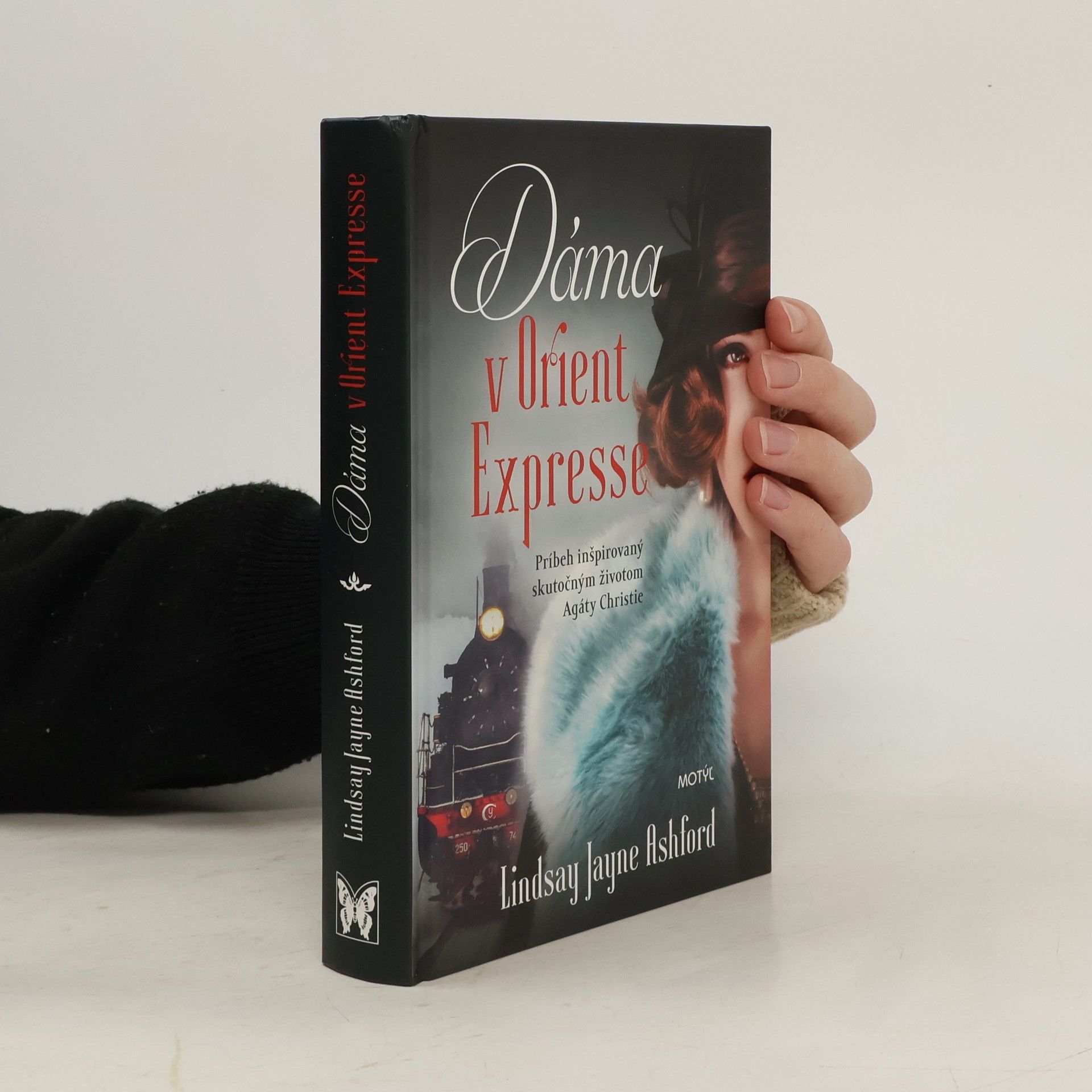 Lindsay Jayne Ashford Dáma v Orient Expresse