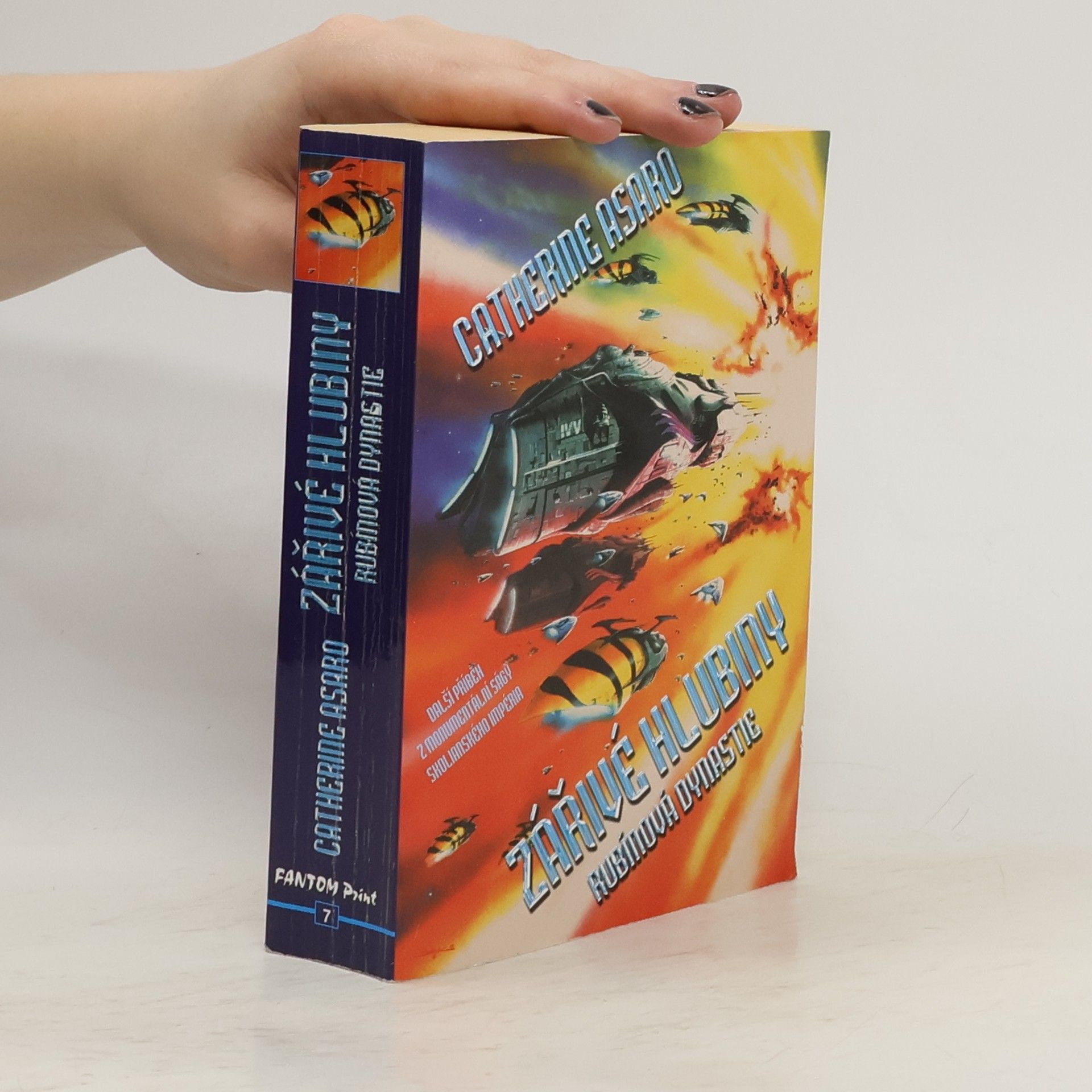 Catherine Asaro Rubínová dynastie, Zářivé hlubiny