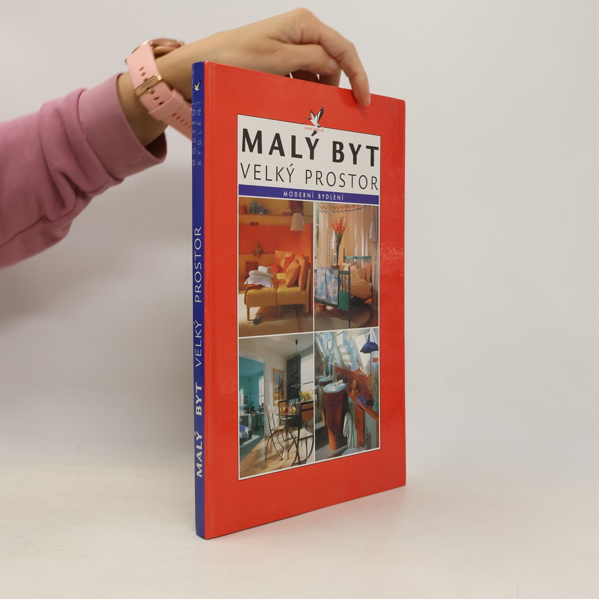 M. Teuchnerová Malý byt - velký prostor. Funkční, prostorově úsporné řešení hezkého bydlení