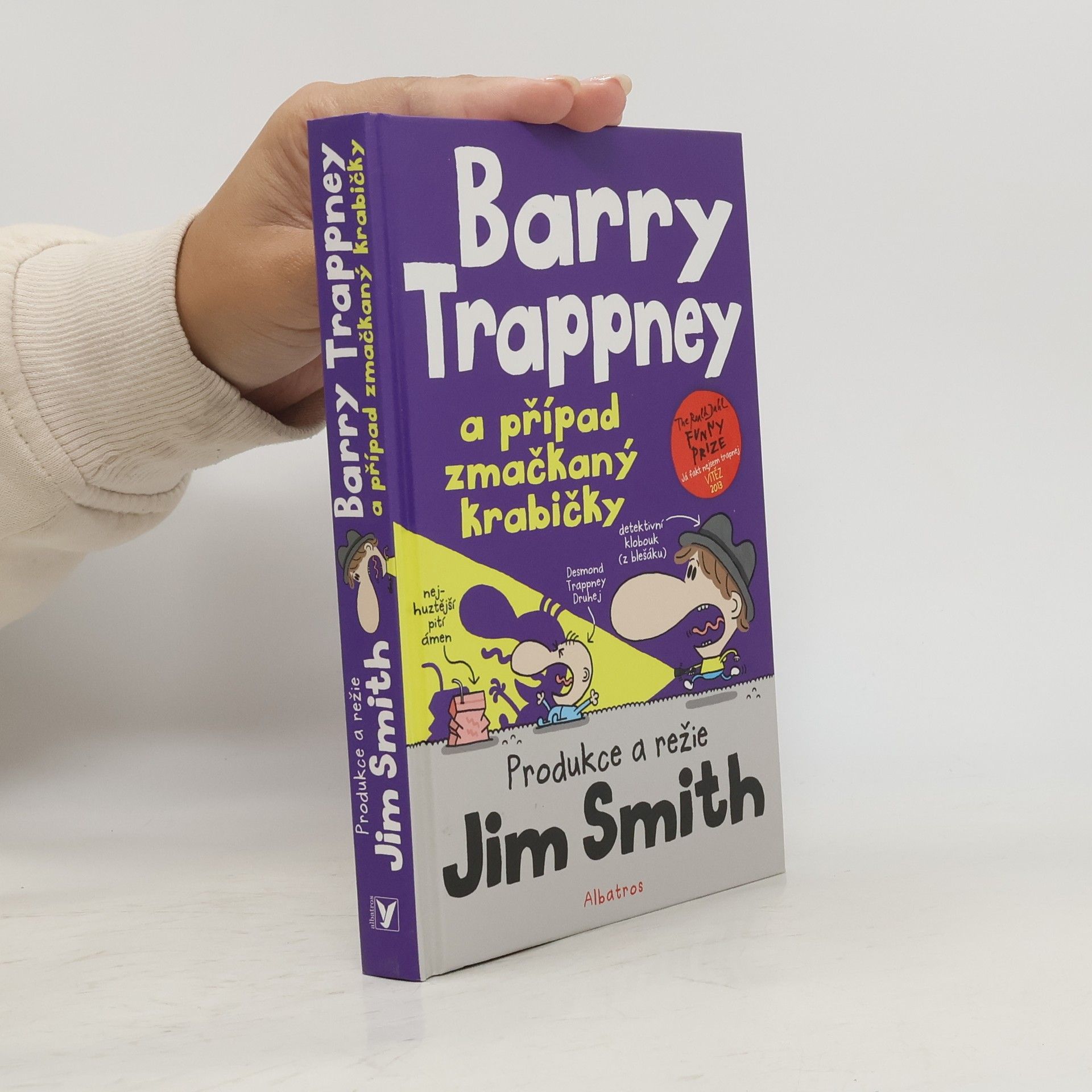 James Smith Barry Trappney a případ zmačkaný krabičky