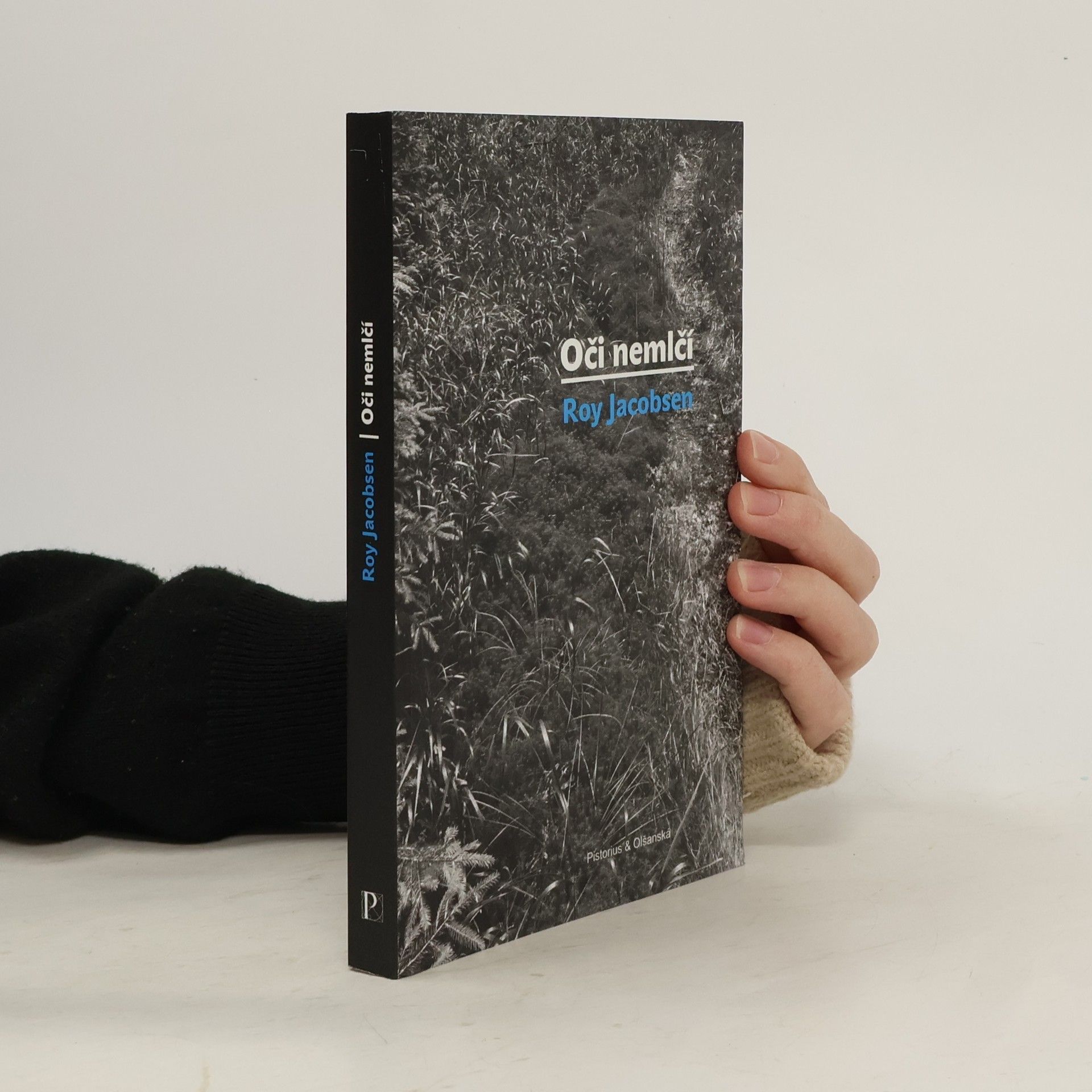 Roy Jacobsen Oči nemlčí