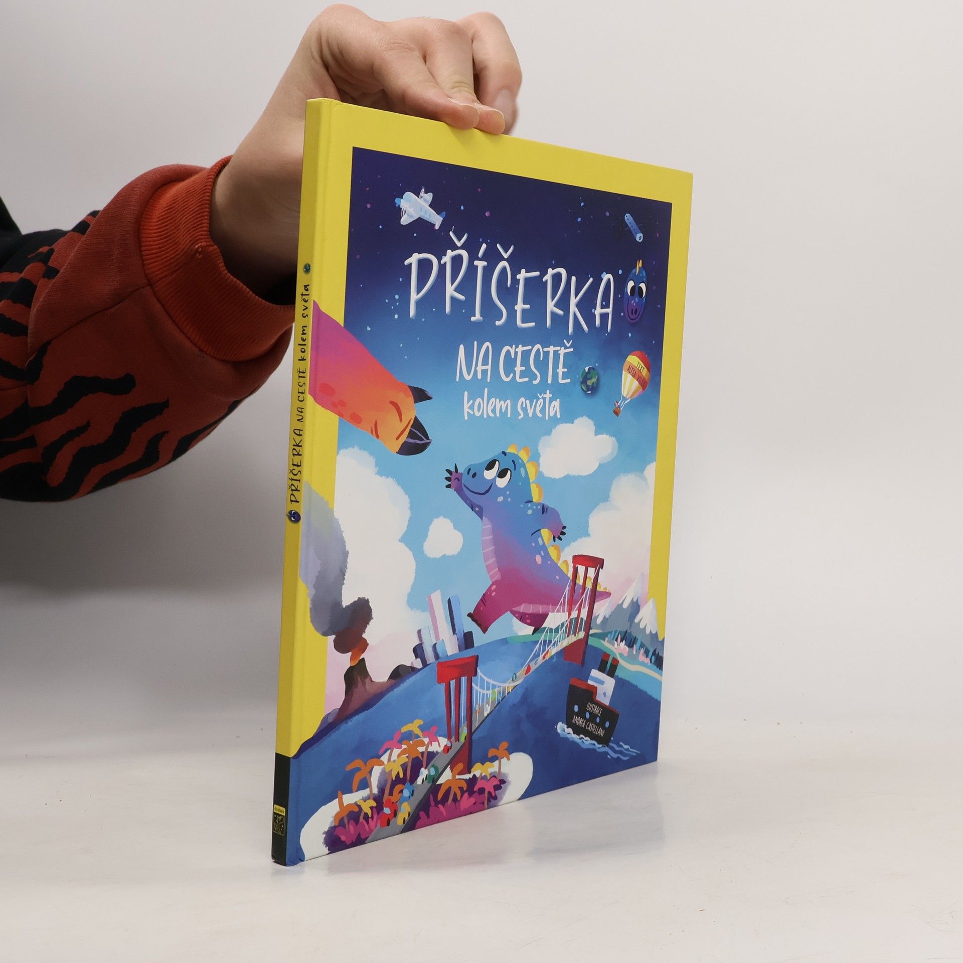 Příšerka na cestě kolem světa