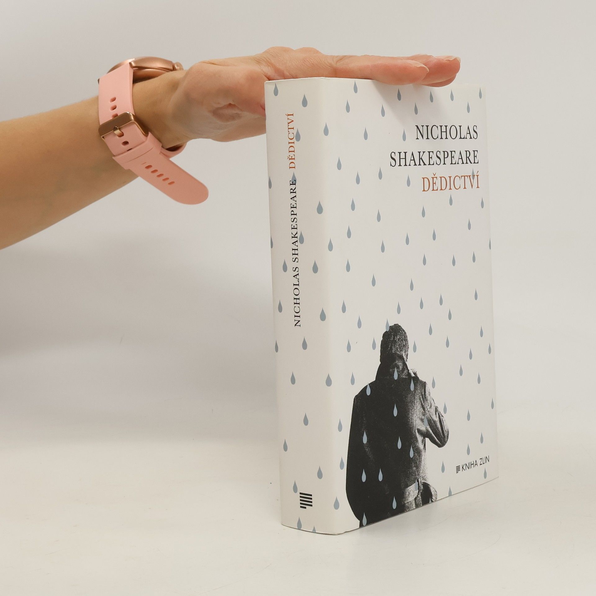 Nicholas Shakespeare Dědictví