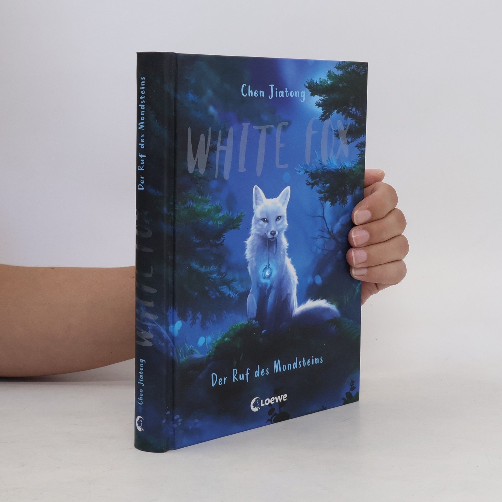 White fox. Der Ruf des Mondsteins