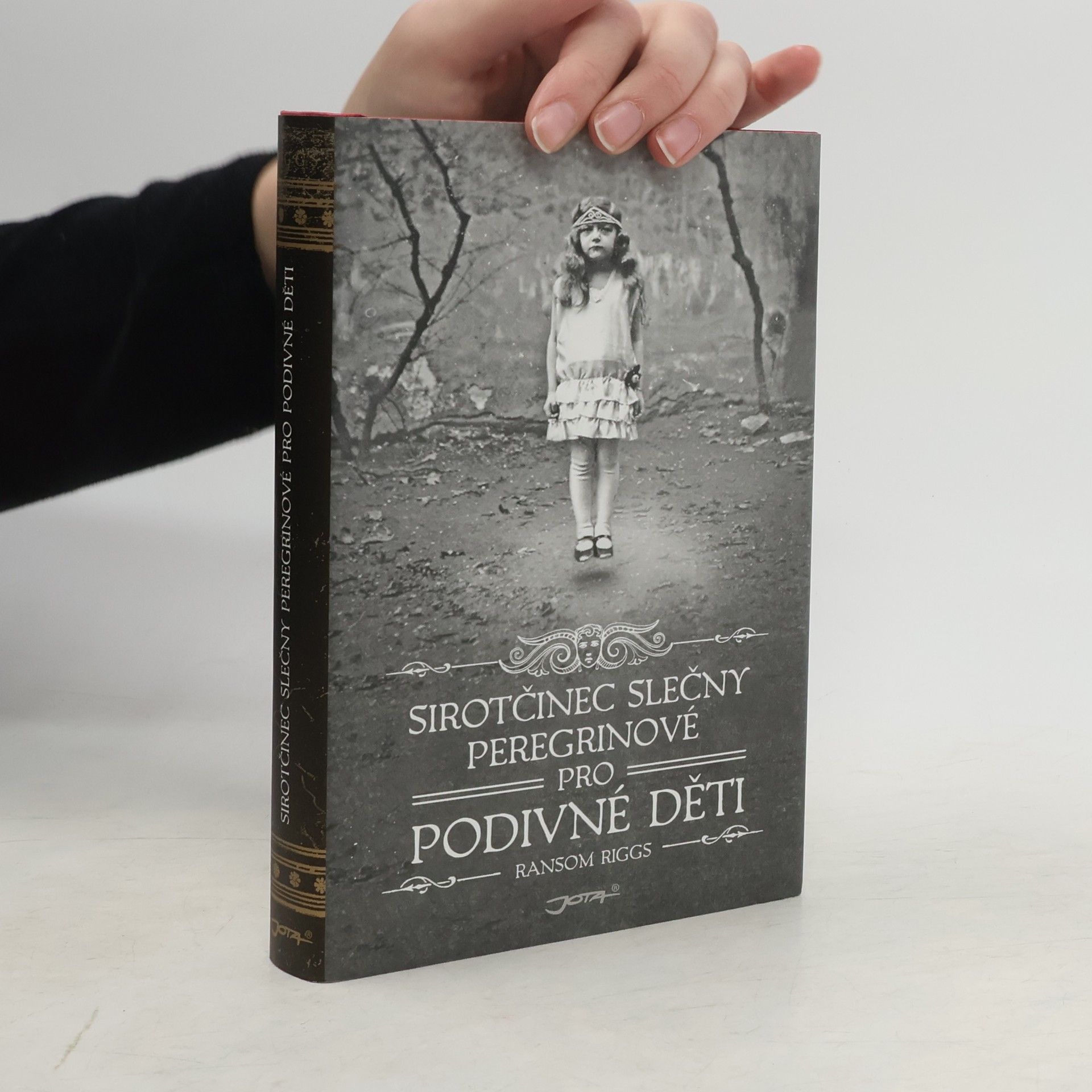 Ransom Riggs Sirotčinec slečny Peregrinové pro podivné děti