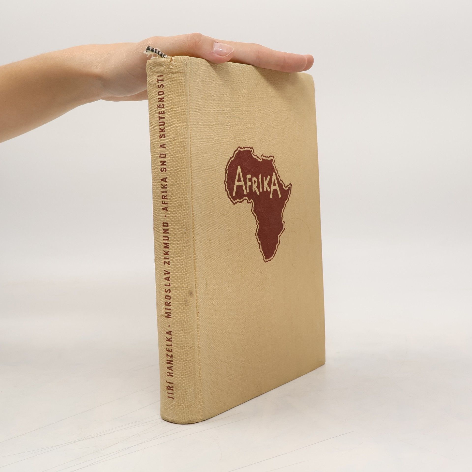 Jiří Hanzelka Afrika snů a skutečnosti
