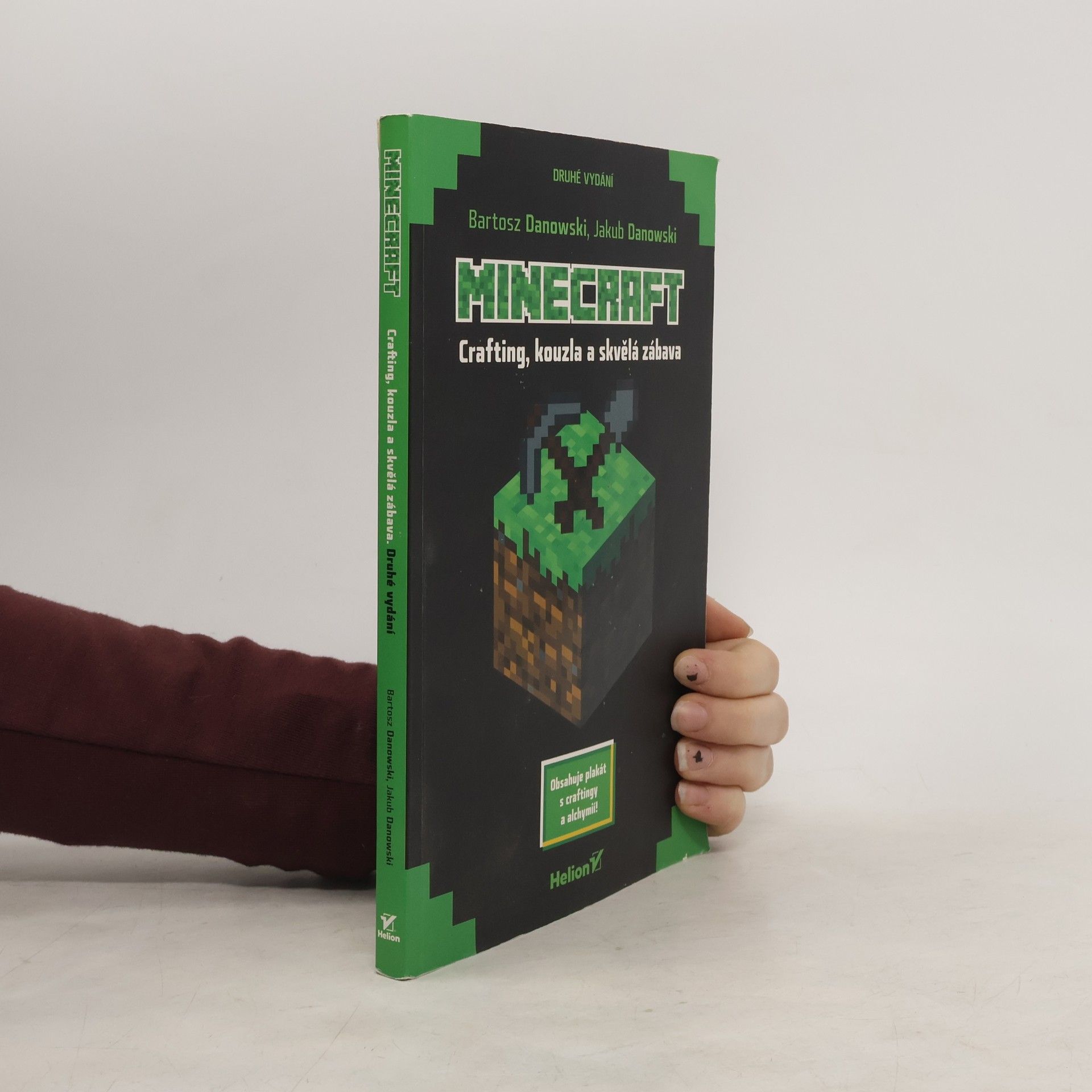 Bartosz Danowski Minecraft: Crafting, kouzla a skvělá zábava