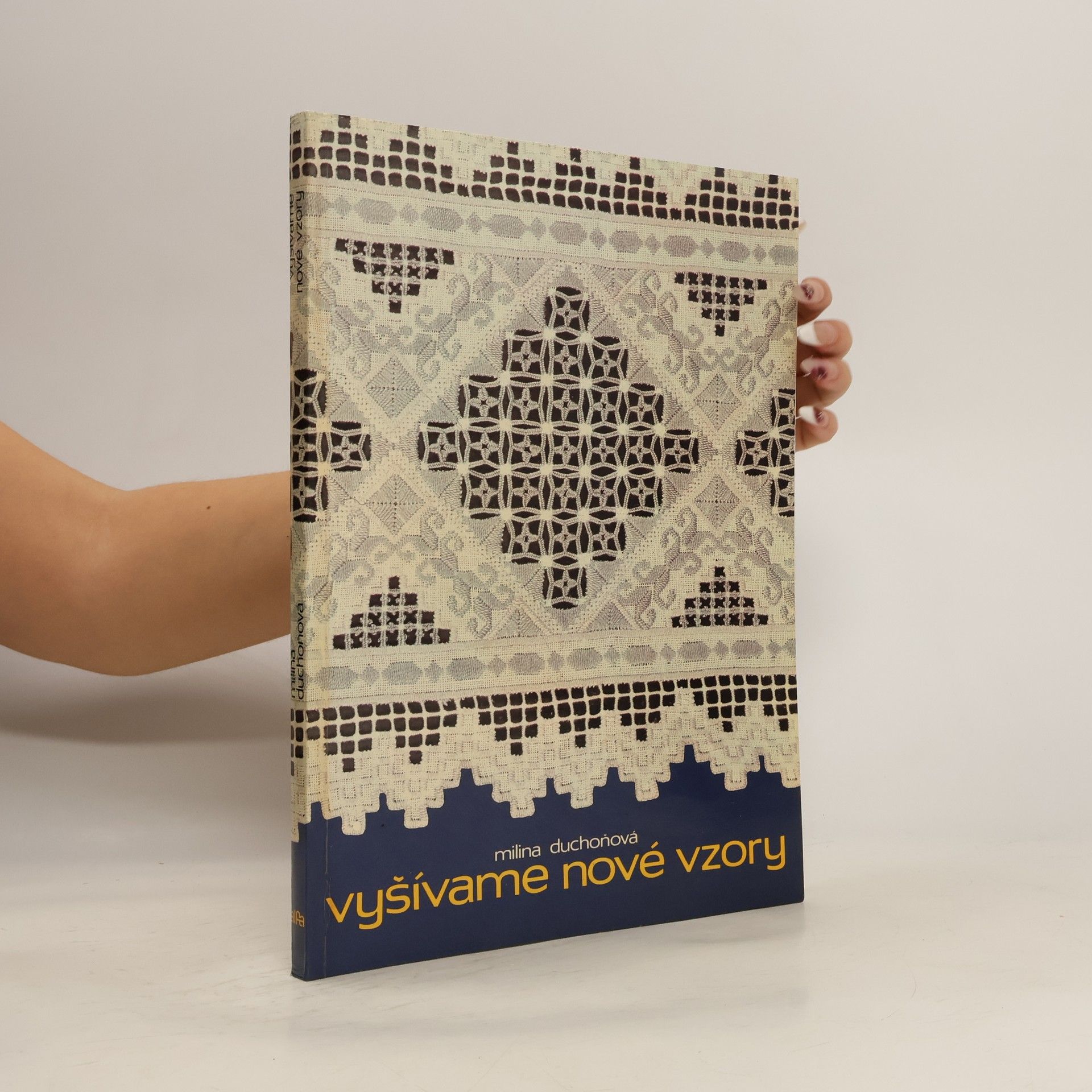 Milina Duchoňová Vyšívame nové vzory