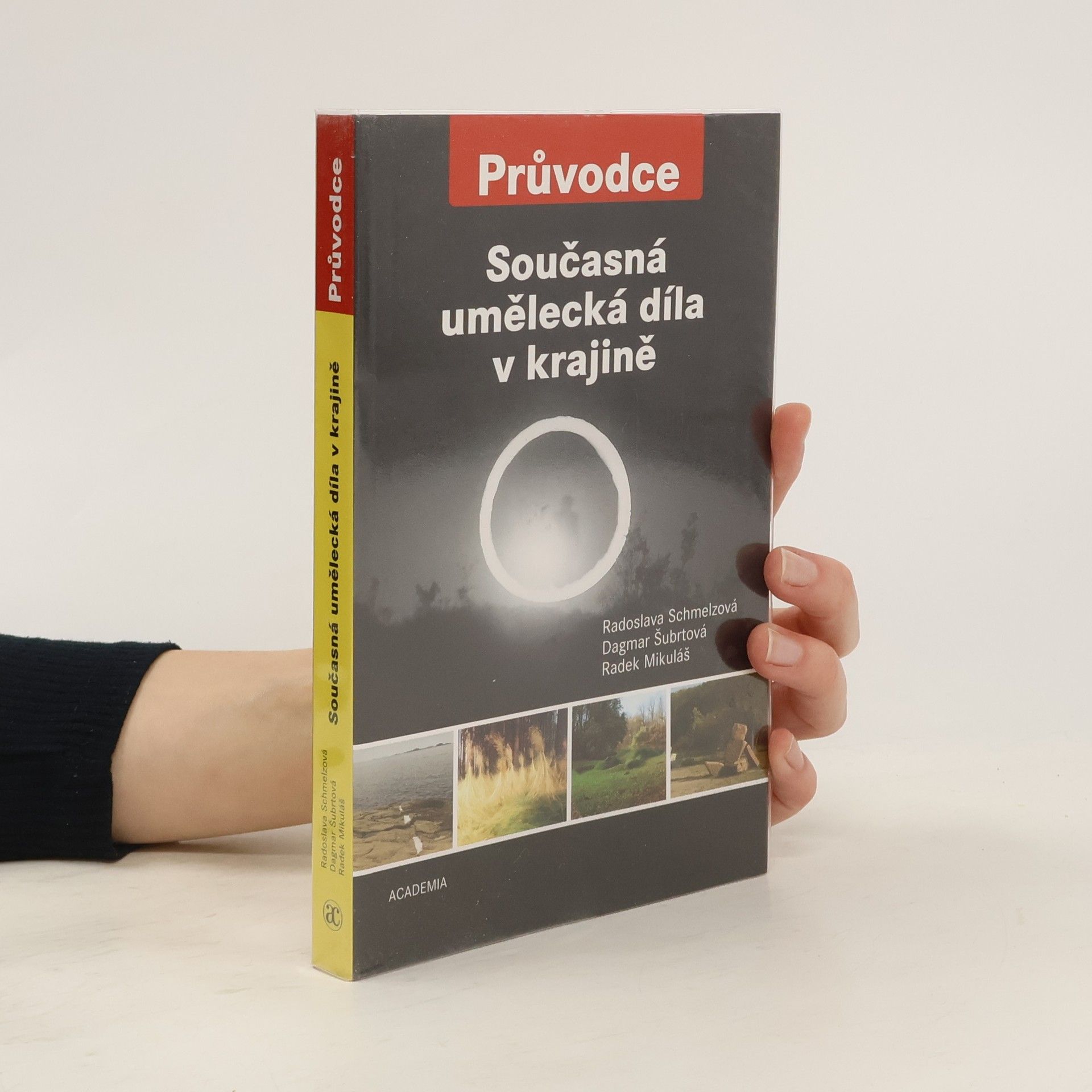 Současná umělecká díla v krajině