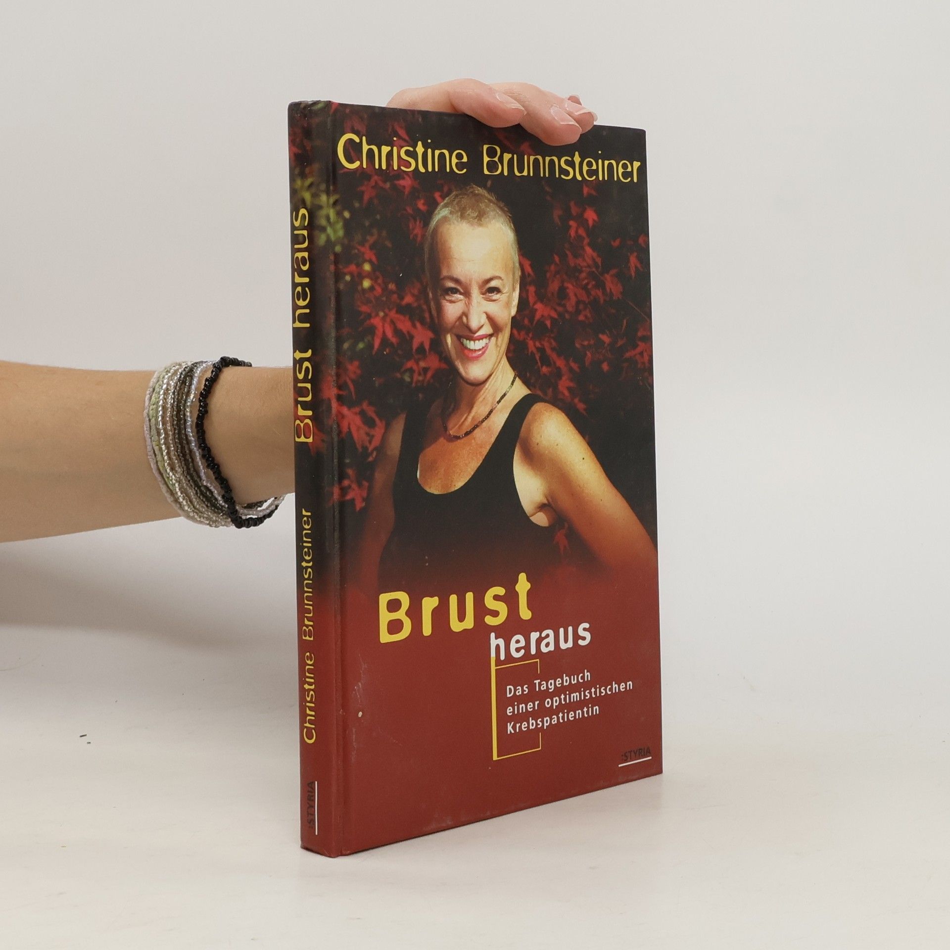 Christine Brunnsteiner Brust heraus