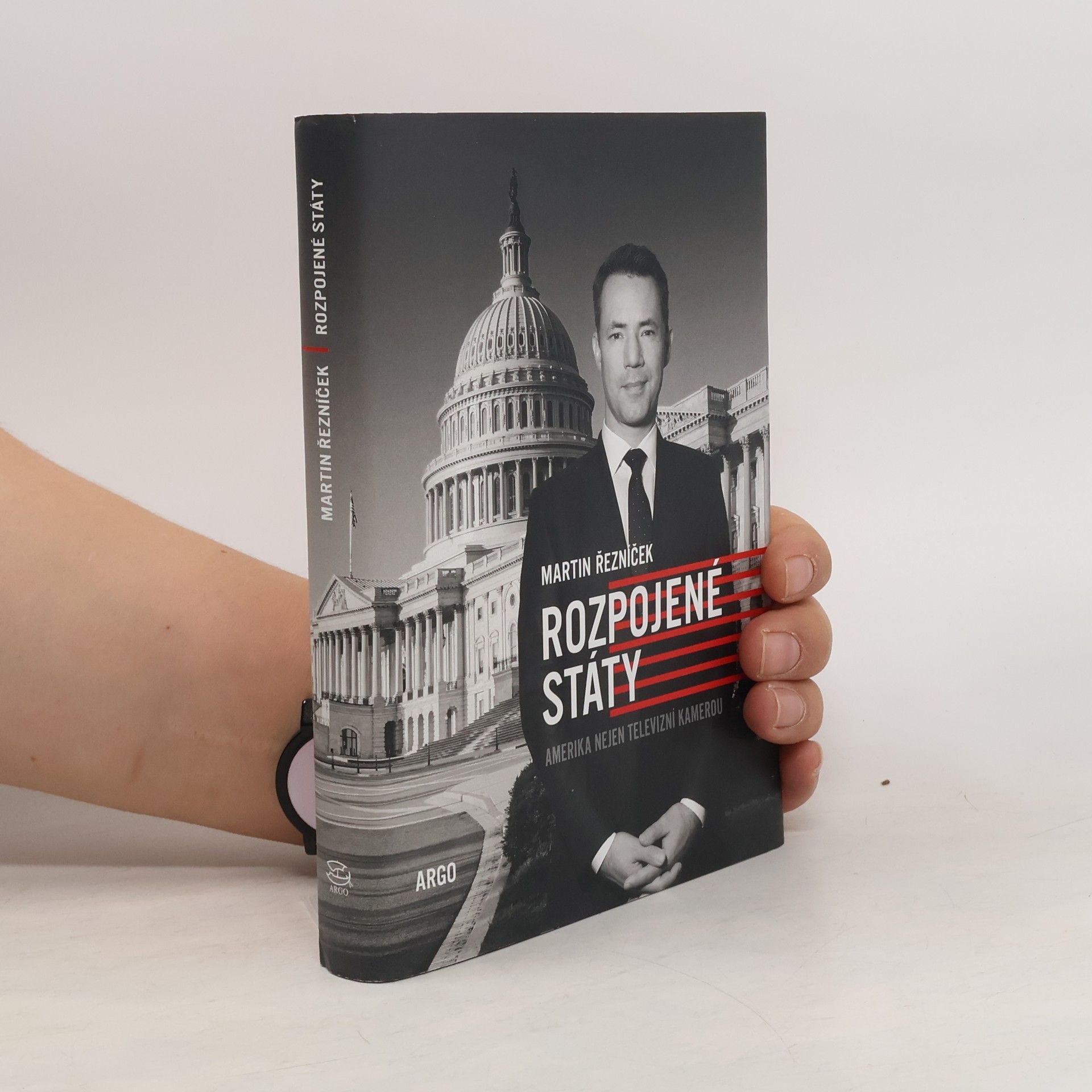 Rozpojené státy: Amerika nejen televizní kamerou