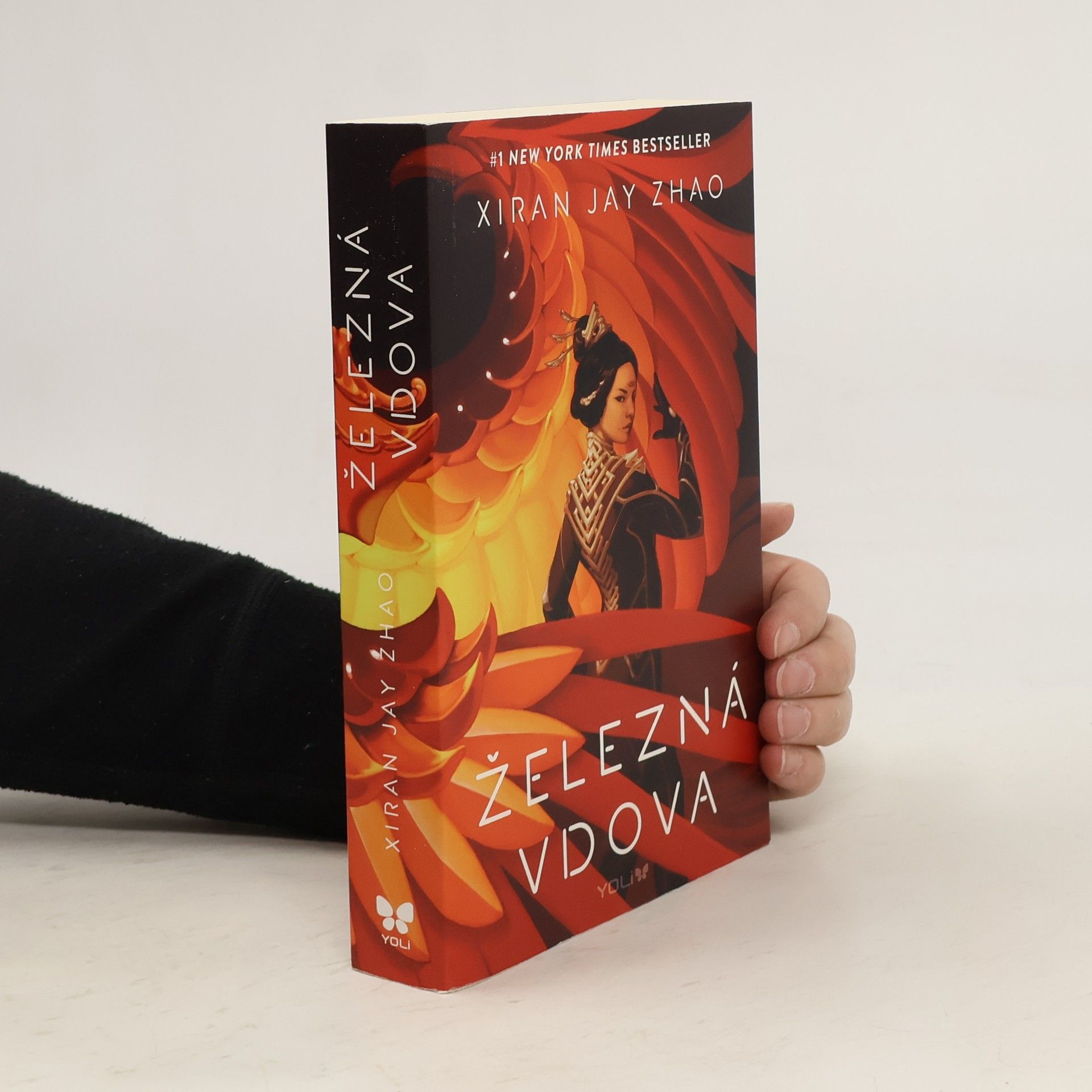 Xiran Jay Zhao Železná vdova